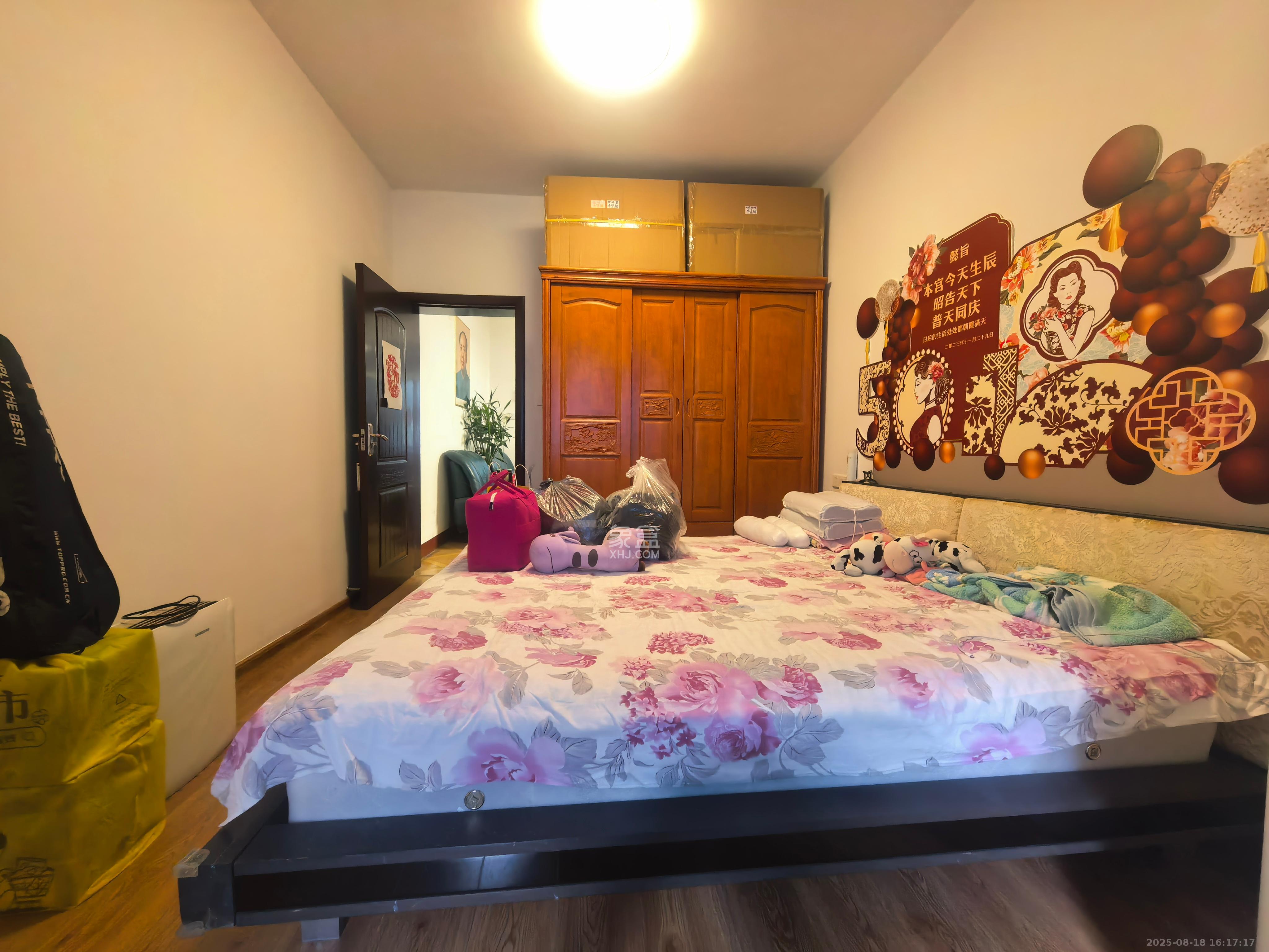 湘农桥社区 3室2厅1卫 2500.0元/月 湘农桥社区 3室2厅1卫 2500.0元/月室内图