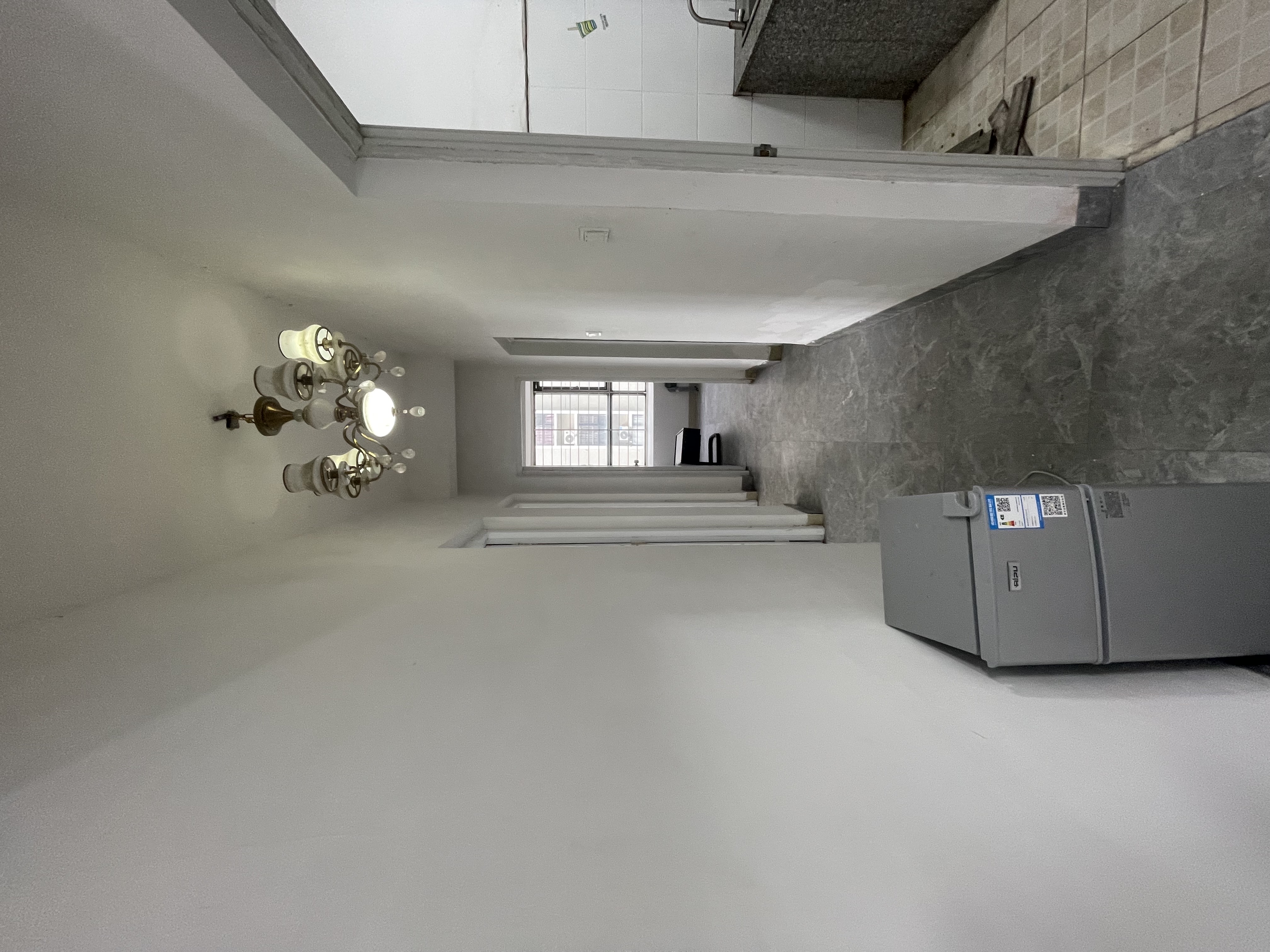 盛贤景都 3室2厅1卫 2300.0元/月 盛贤景都 3室2厅1卫 2300.0元/月室内图