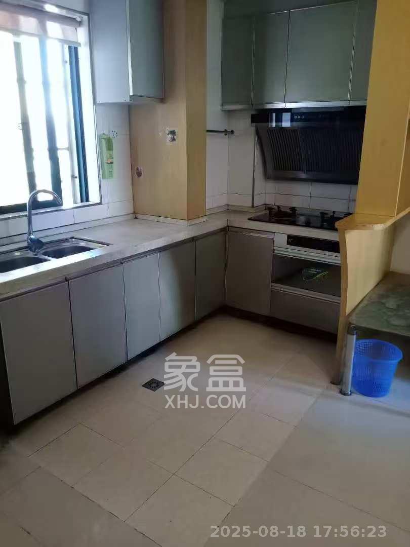 华天LOHO小镇 2室1厅1卫 1200.0元/月 华天LOHO小镇 2室1厅1卫 1200.0元/月室内图