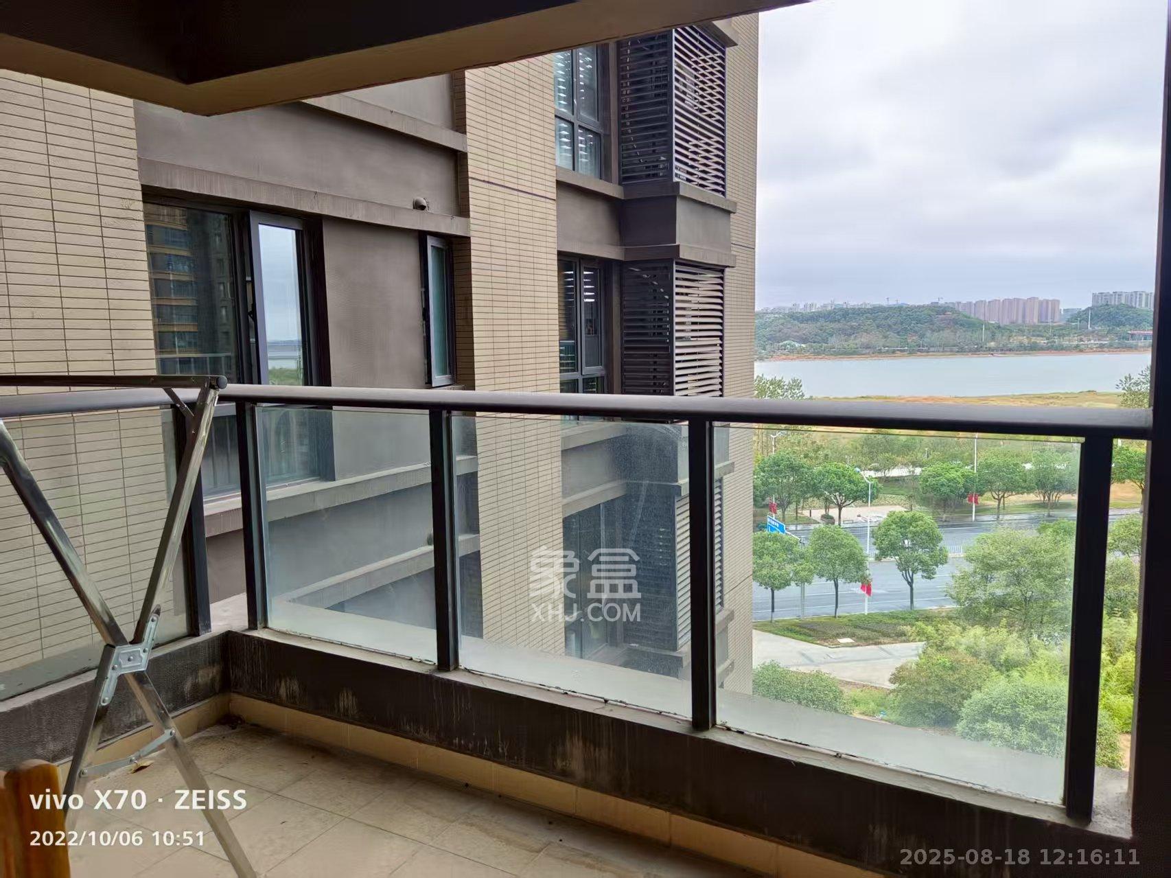 万科金域缇香  4室2厅2卫    4000.0元/月 万科金域缇香  4室2厅2卫    4000.0元/月室内图