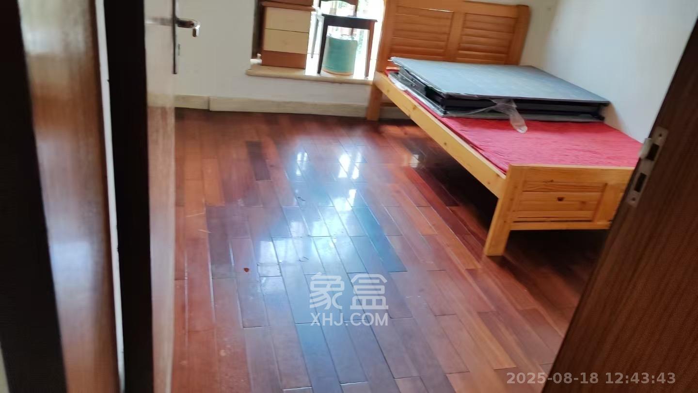 滨江美寓(滨江丽园)  4室2厅2卫    3000.0元/月 滨江美寓(滨江丽园)  4室2厅2卫    3000.0元/月室内图