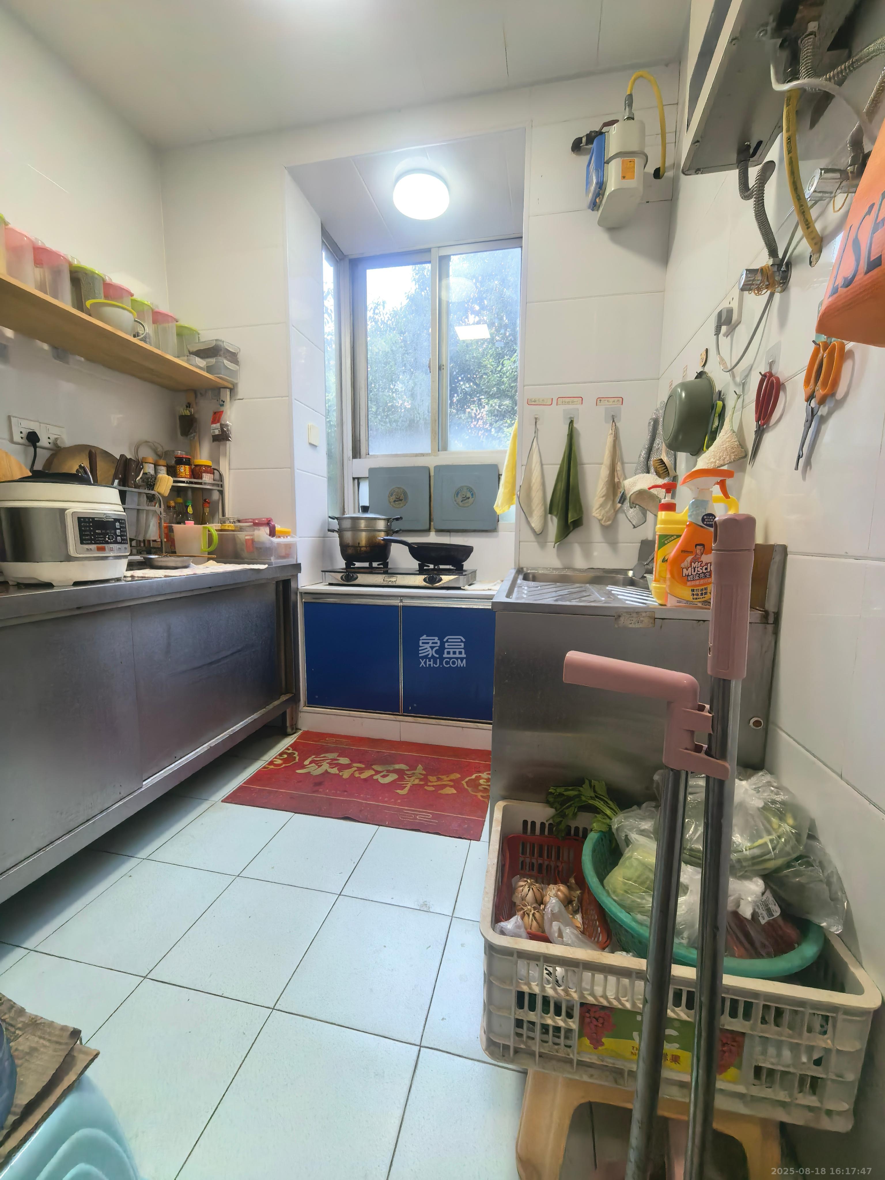 湘农桥社区  3室2厅1卫    2500.0元/月室内图