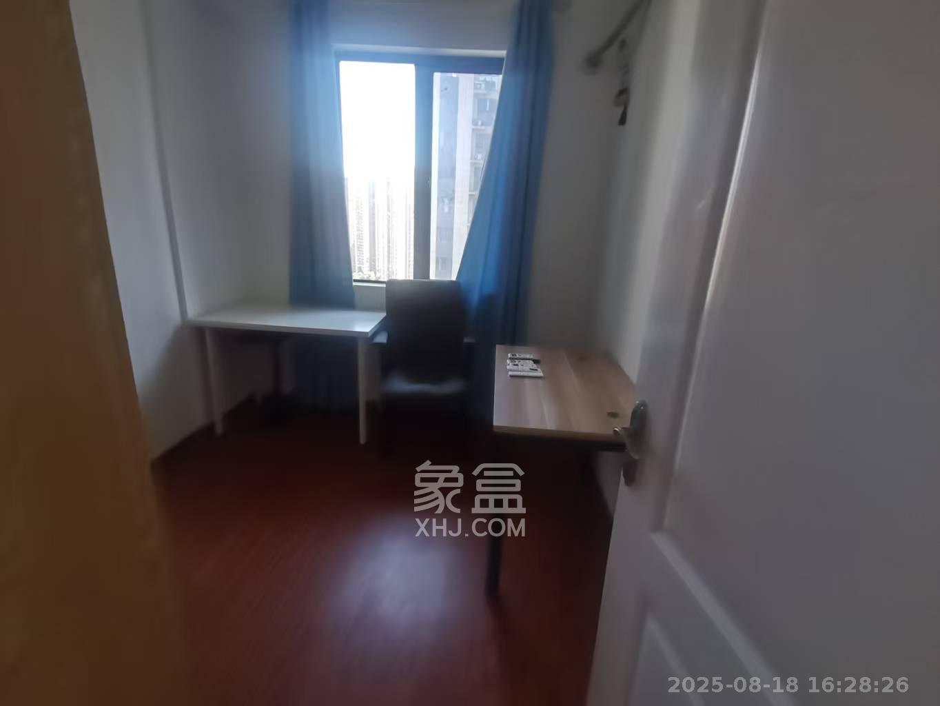 中国铁建梅溪青秀二期 4室2厅2卫 2800.0元/月 中国铁建梅溪青秀二期 4室2厅2卫 2800.0元/月室内图