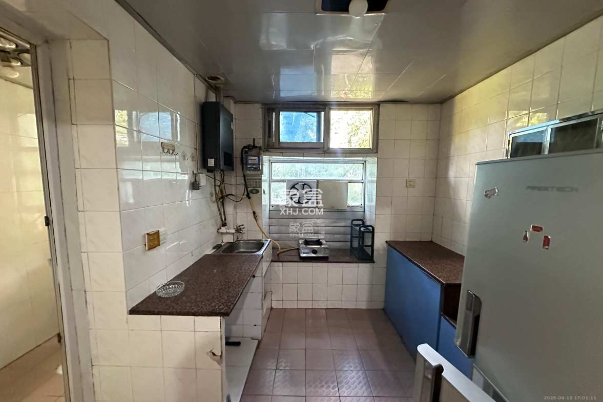 湘农桥社区 3室1厅1卫 1700.0元/月 湘农桥社区 3室1厅1卫 1700.0元/月室内图