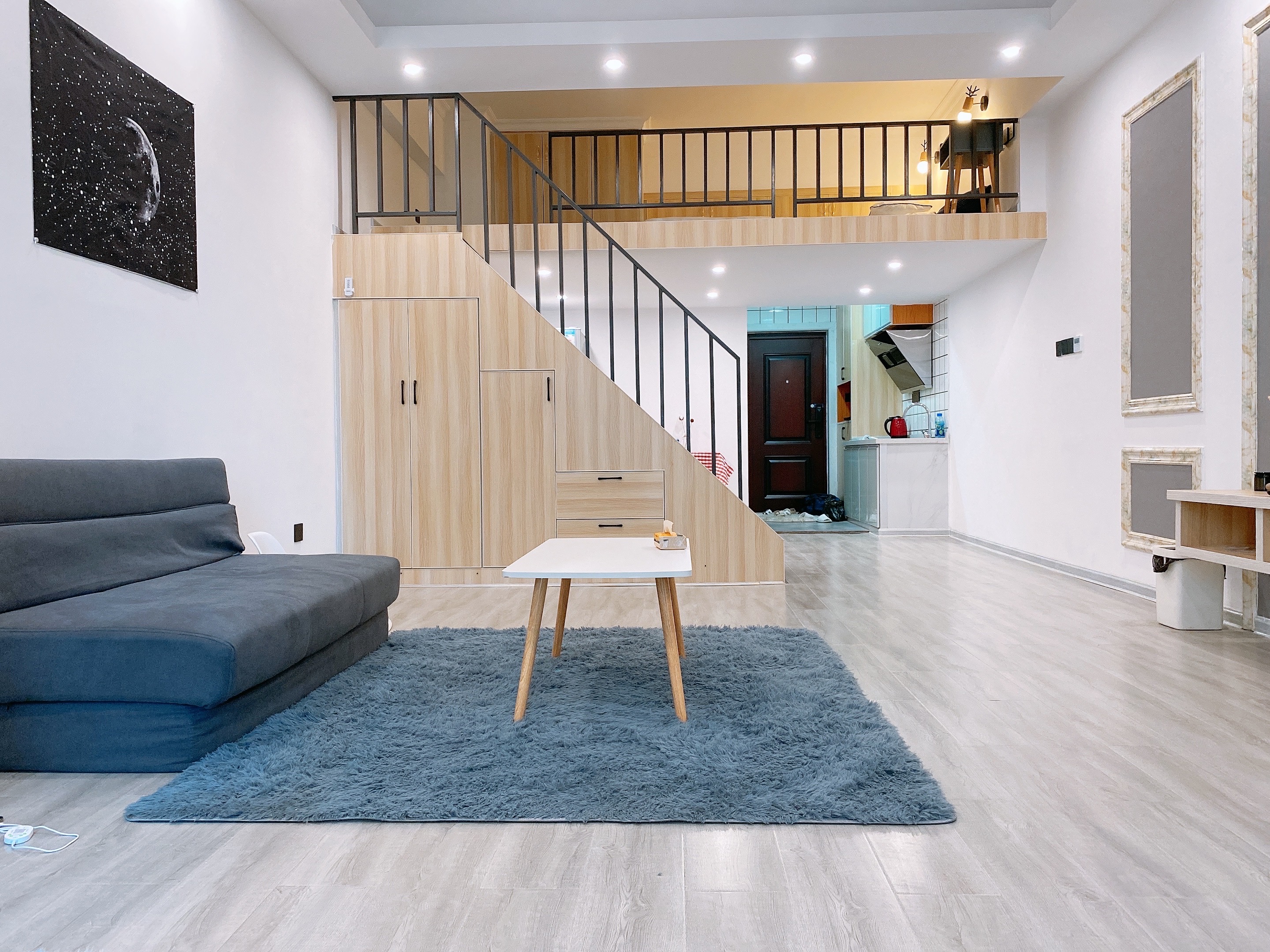 华南城市广场  1室1厅1卫    1700.0元/月 华南城市广场  1室1厅1卫    1700.0元/月室内图