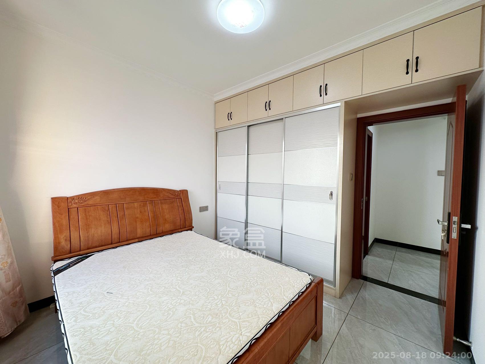 滨河嘉园  2室1厅1卫    2100.0元/月 滨河嘉园  2室1厅1卫    2100.0元/月室内图