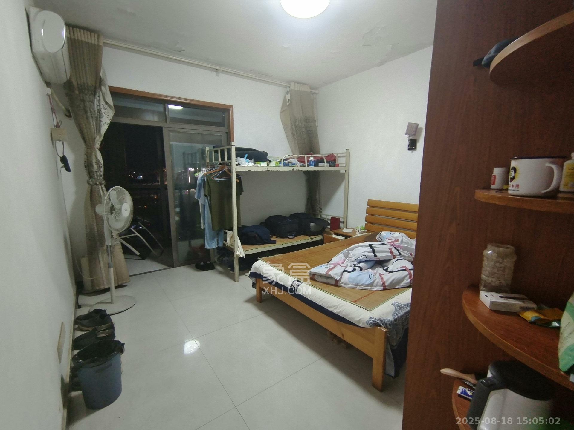 德庆水韵山城 4室2厅2卫 2400.0元/月 德庆水韵山城 4室2厅2卫 2400.0元/月室内图