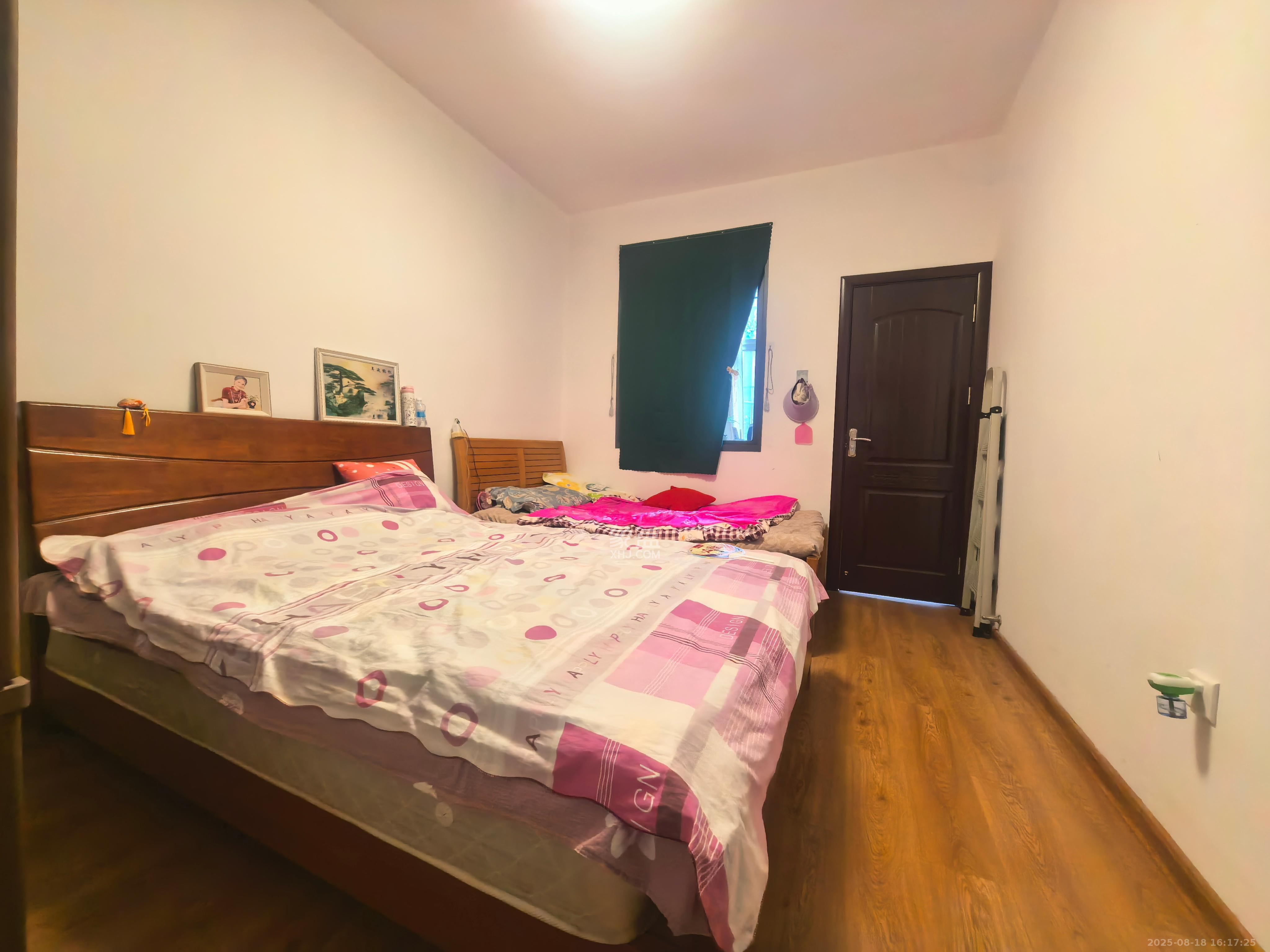 湘农桥社区  3室2厅1卫    2500.0元/月室内图