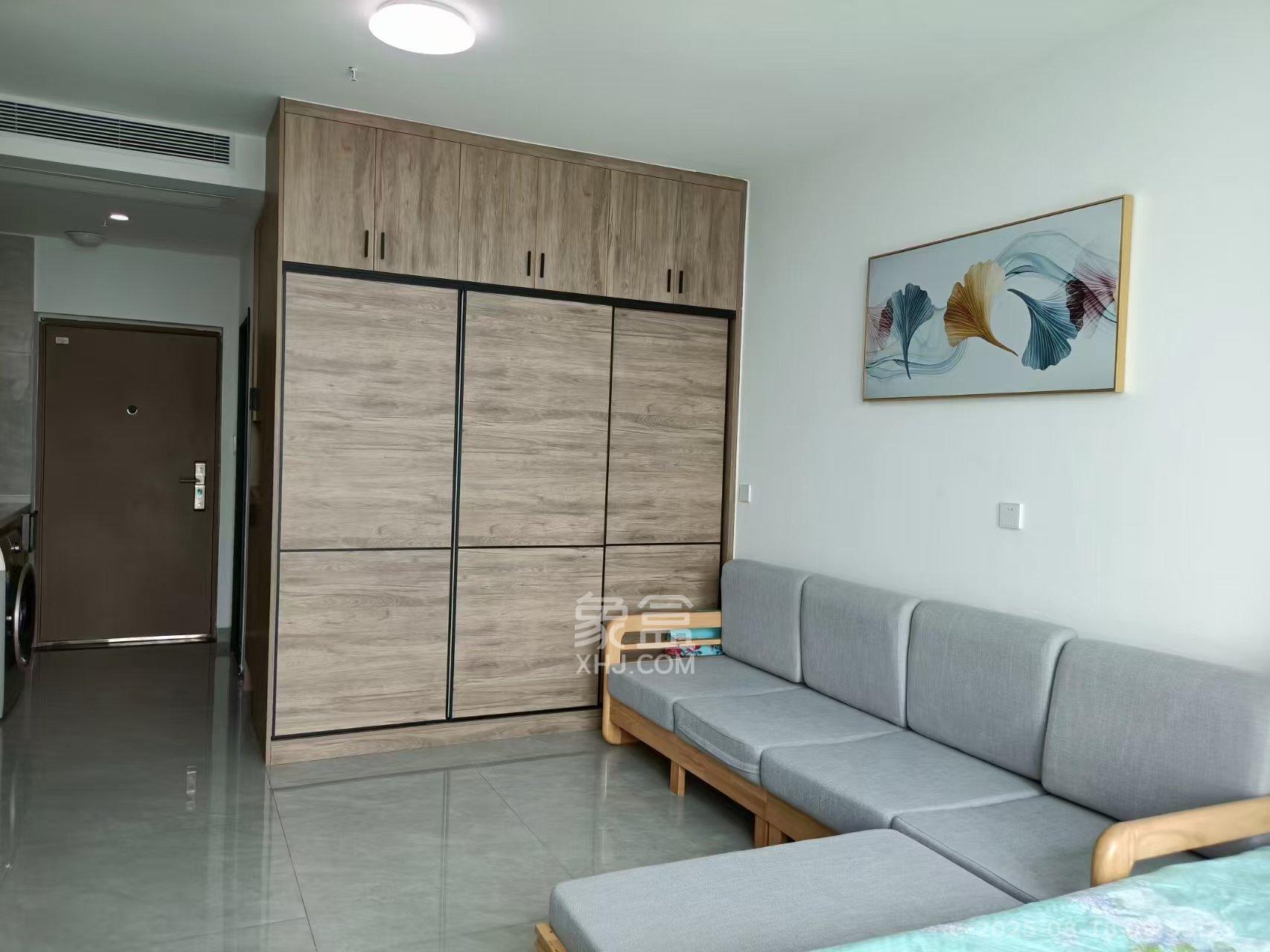 里约荟  1室0厅1卫    1800.0元/月 里约荟  1室0厅1卫    1800.0元/月