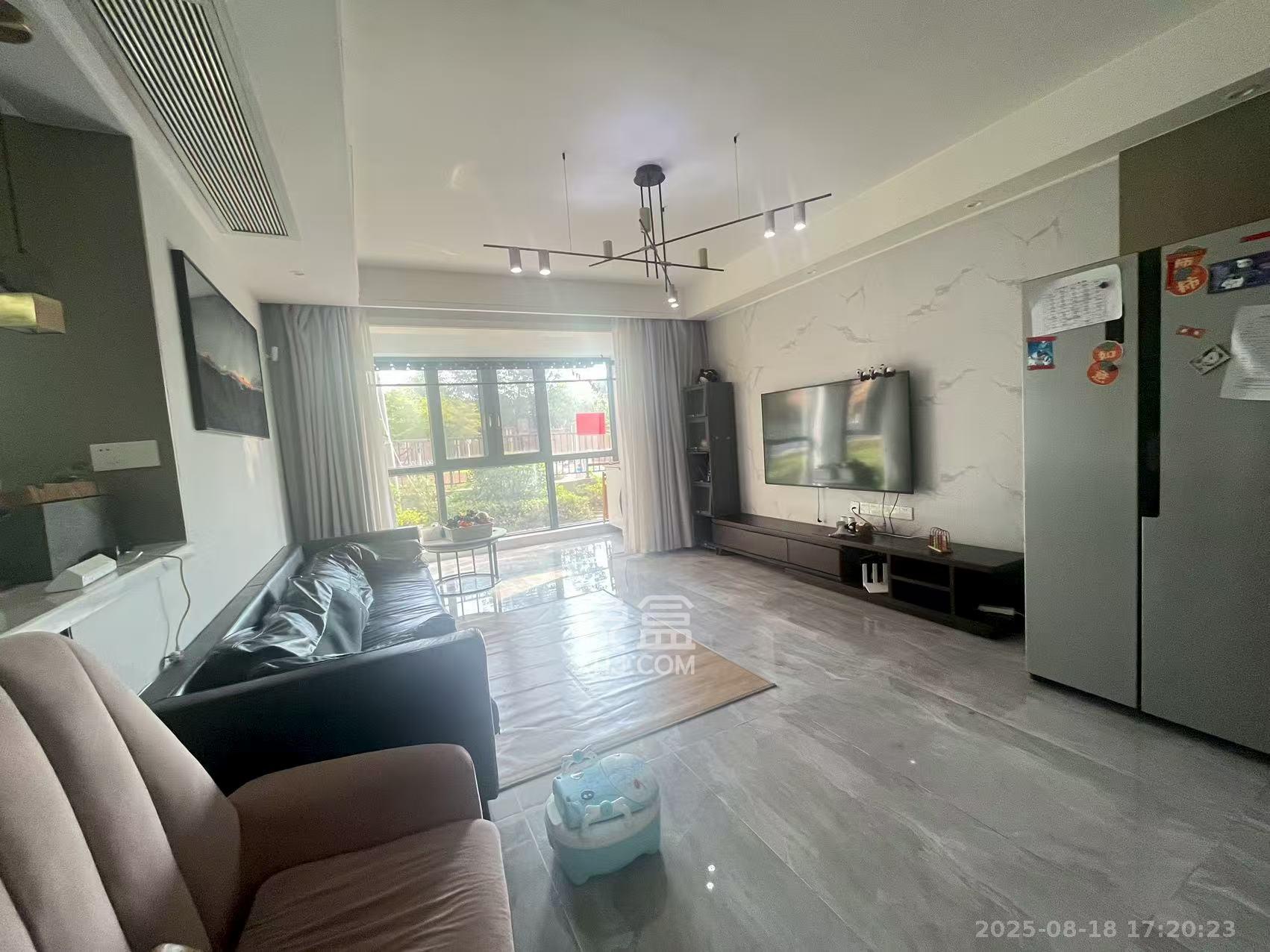 怡海星城  1室0厅0卫    2000.0元/月室内图