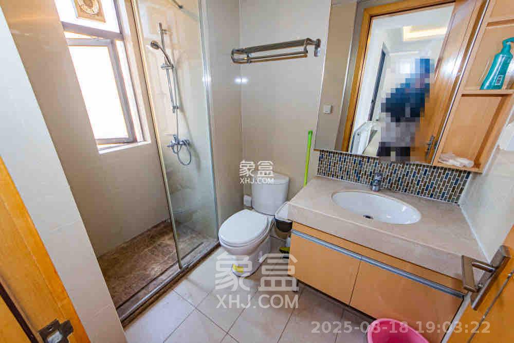 珠江郦城薰衣道  3室2厅1卫    2200.0元/月室内图