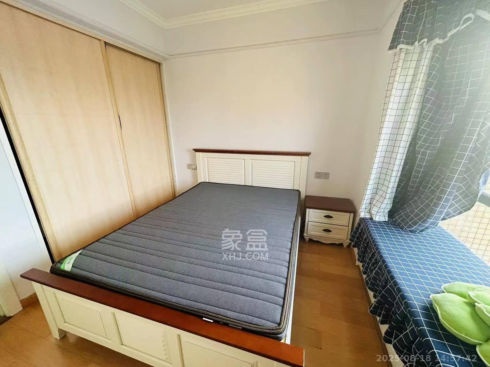 兰亭湾畔 3室2厅1卫 2800.0元/月 兰亭湾畔 3室2厅1卫 2800.0元/月室内图