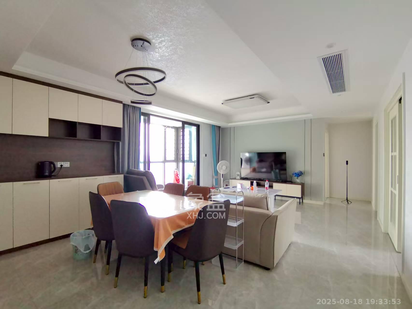 万科金色梦想B区  4室2厅2卫    3600.0元/月 万科金色梦想B区  4室2厅2卫    3600.0元/月室内图