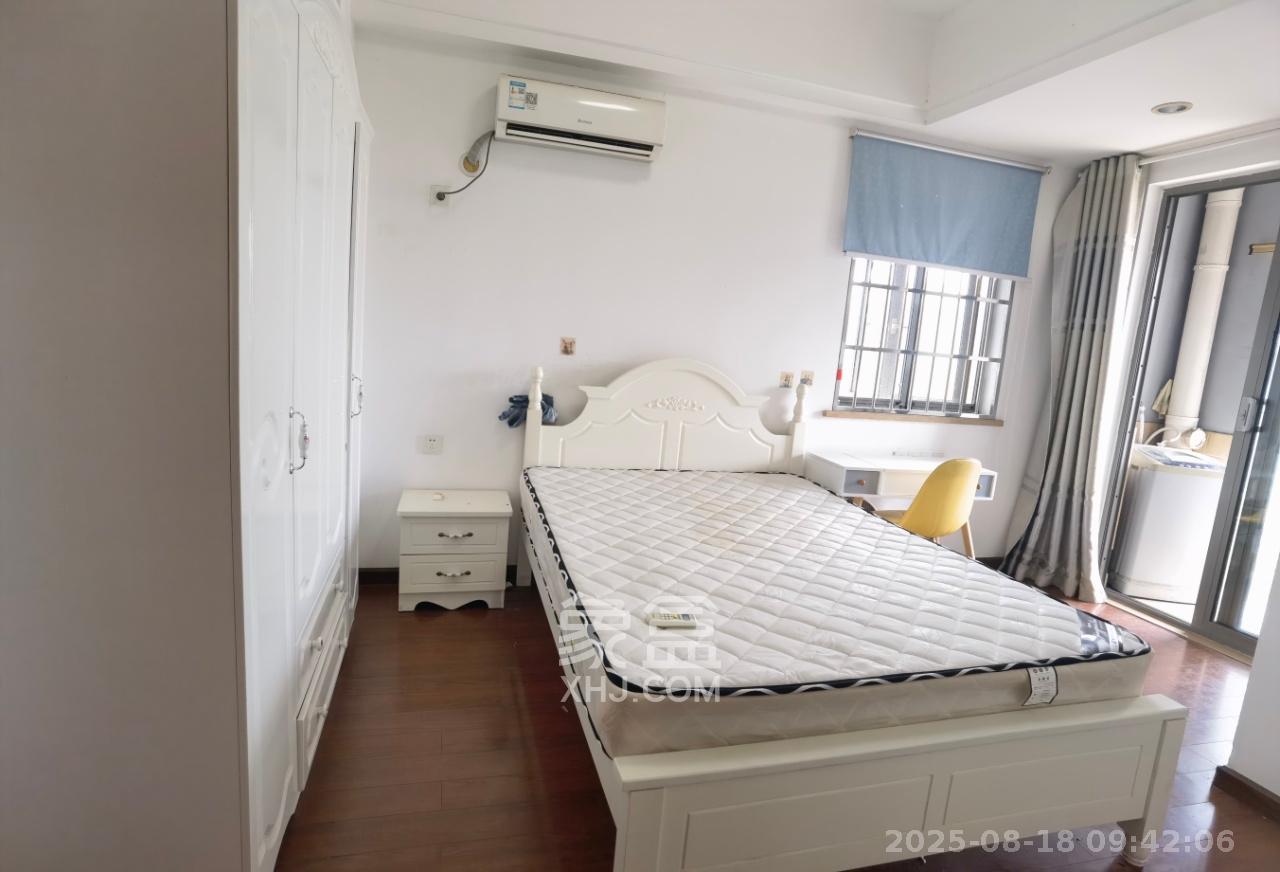 环宇天地、中海地产(中信城市广场二期) 2室2厅1卫 1800.0元/月 环宇天地、中海地产(中信城市广场二期) 2室2厅1卫 1800.0元/月室内图