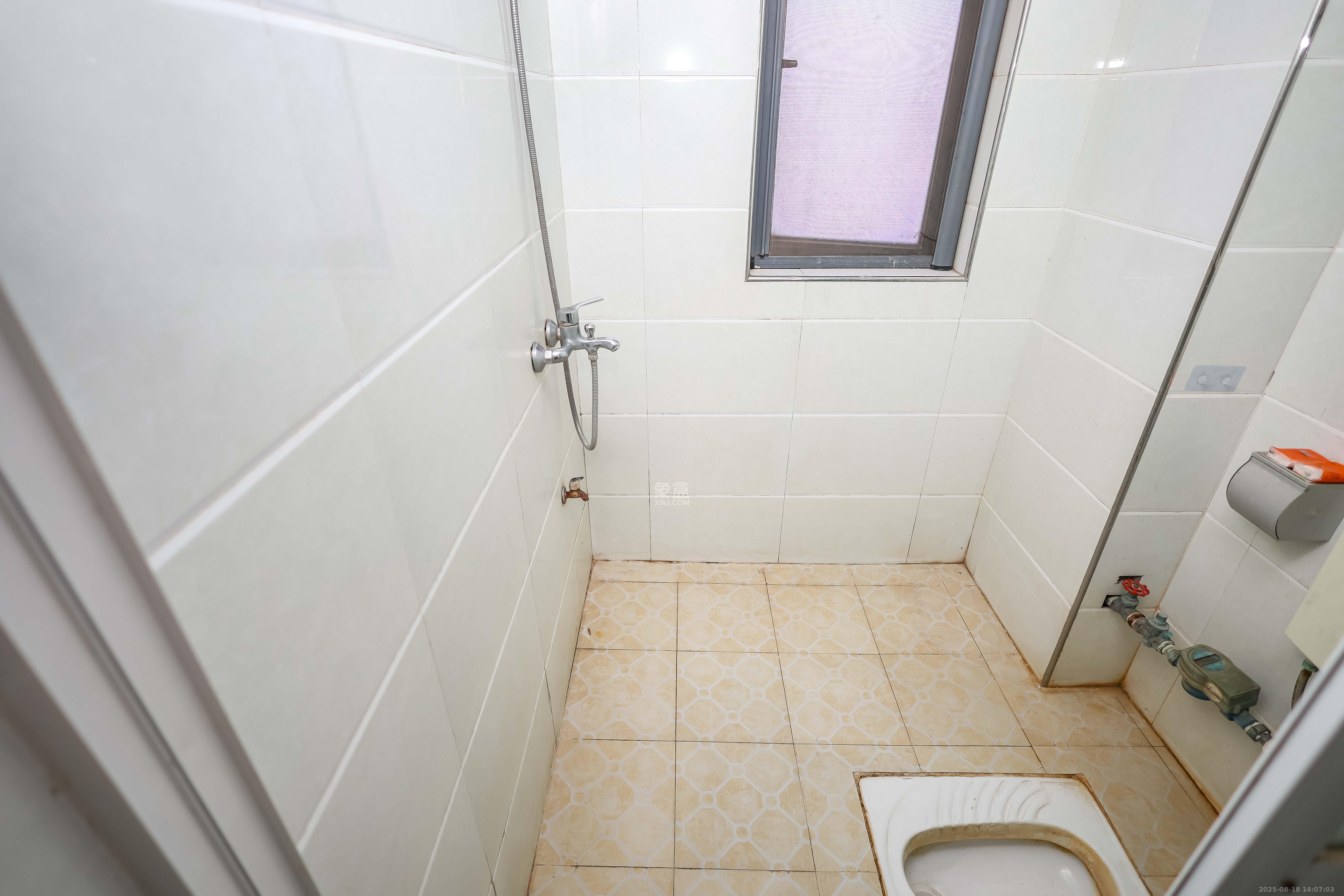 长房时代城  3室2厅1卫    82.8万 长房时代城  3室2厅1卫    82.8万卫生间