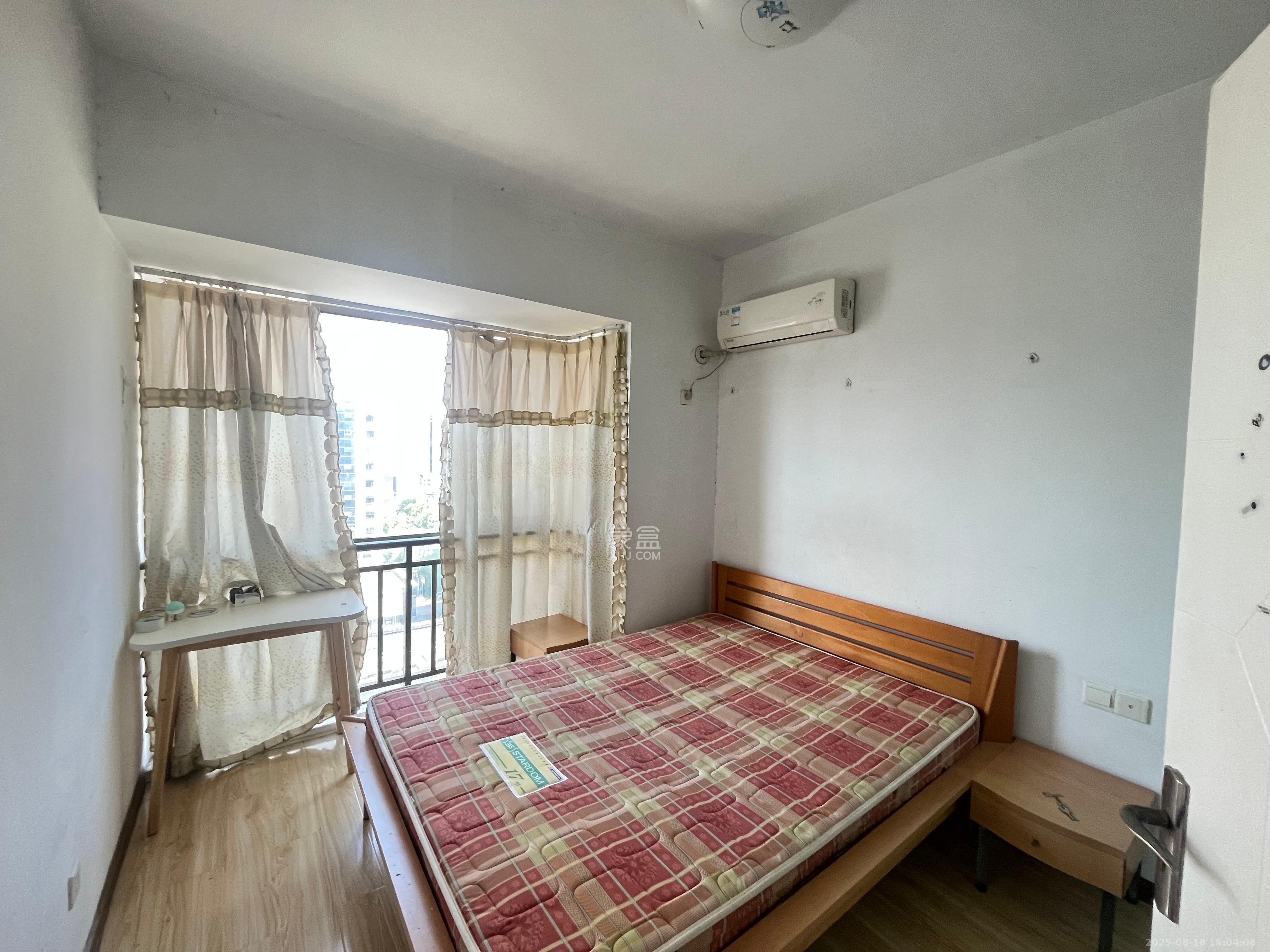 东上一品 2室1厅1卫 1800.0元/月 东上一品 2室1厅1卫 1800.0元/月室内图