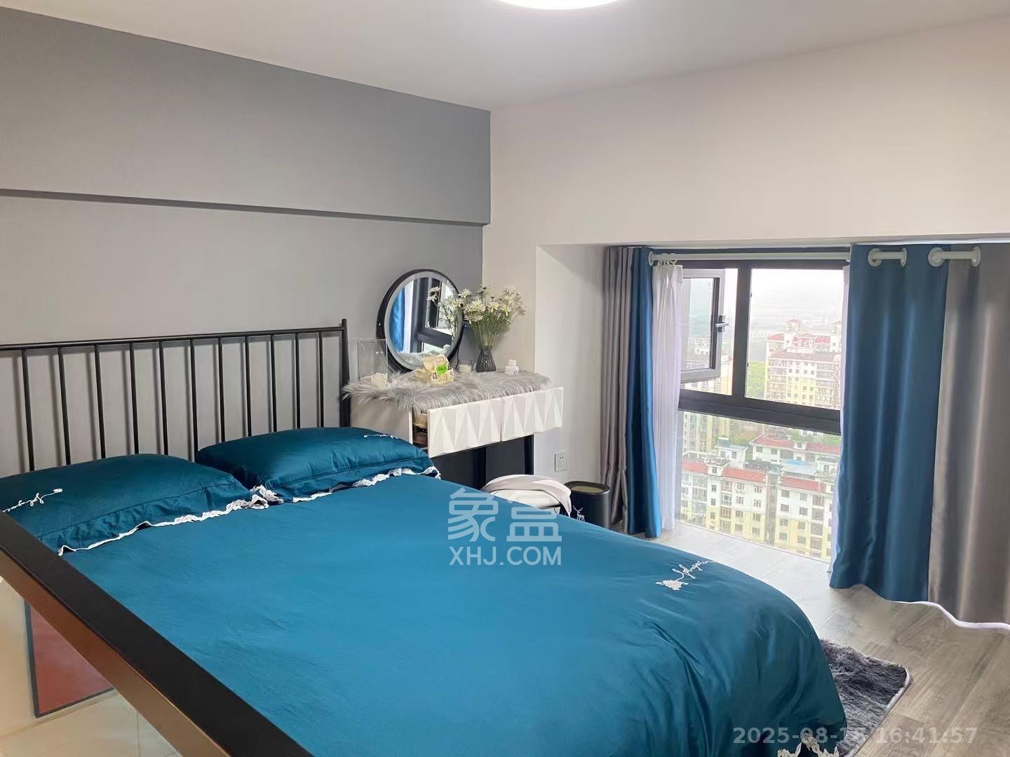 弘坤云寓  1室1厅1卫    2600.0元/月室内图