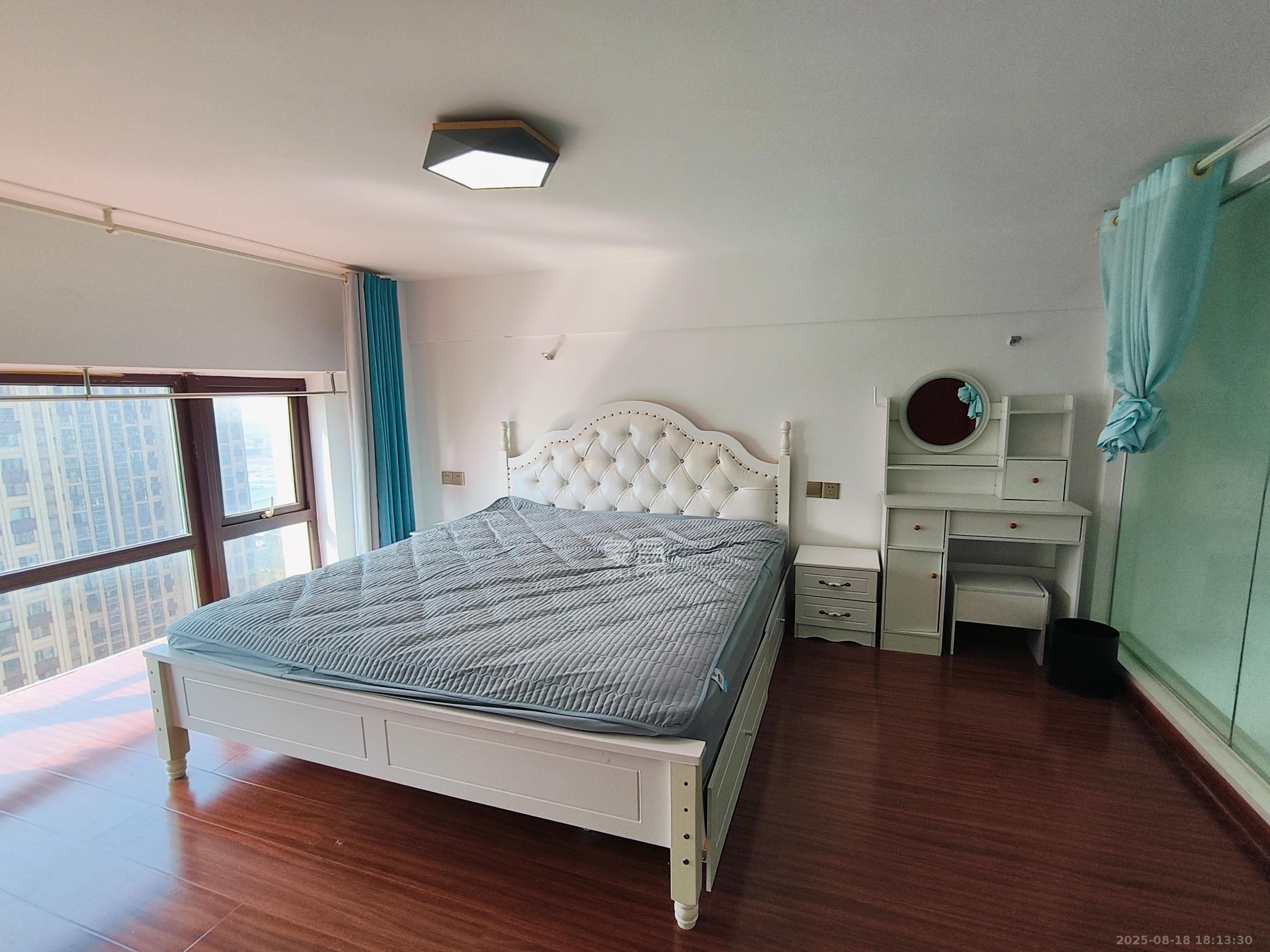 东方美地 2室1厅1卫 1700.0元/月 东方美地 2室1厅1卫 1700.0元/月室内图