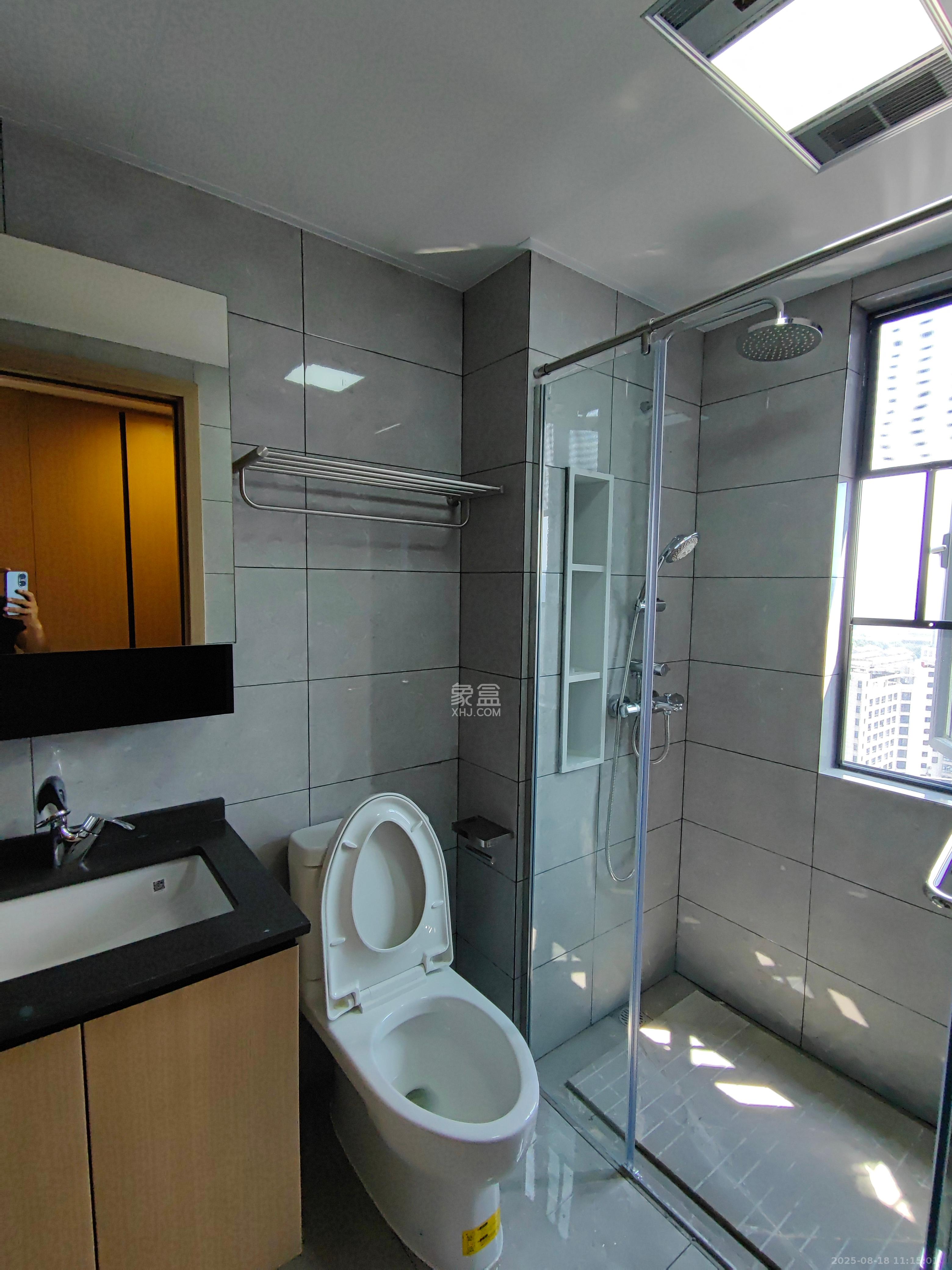 爱家当代境 4室2厅2卫 3500.00元/月 爱家当代境 4室2厅2卫 3500.00元/月室内图