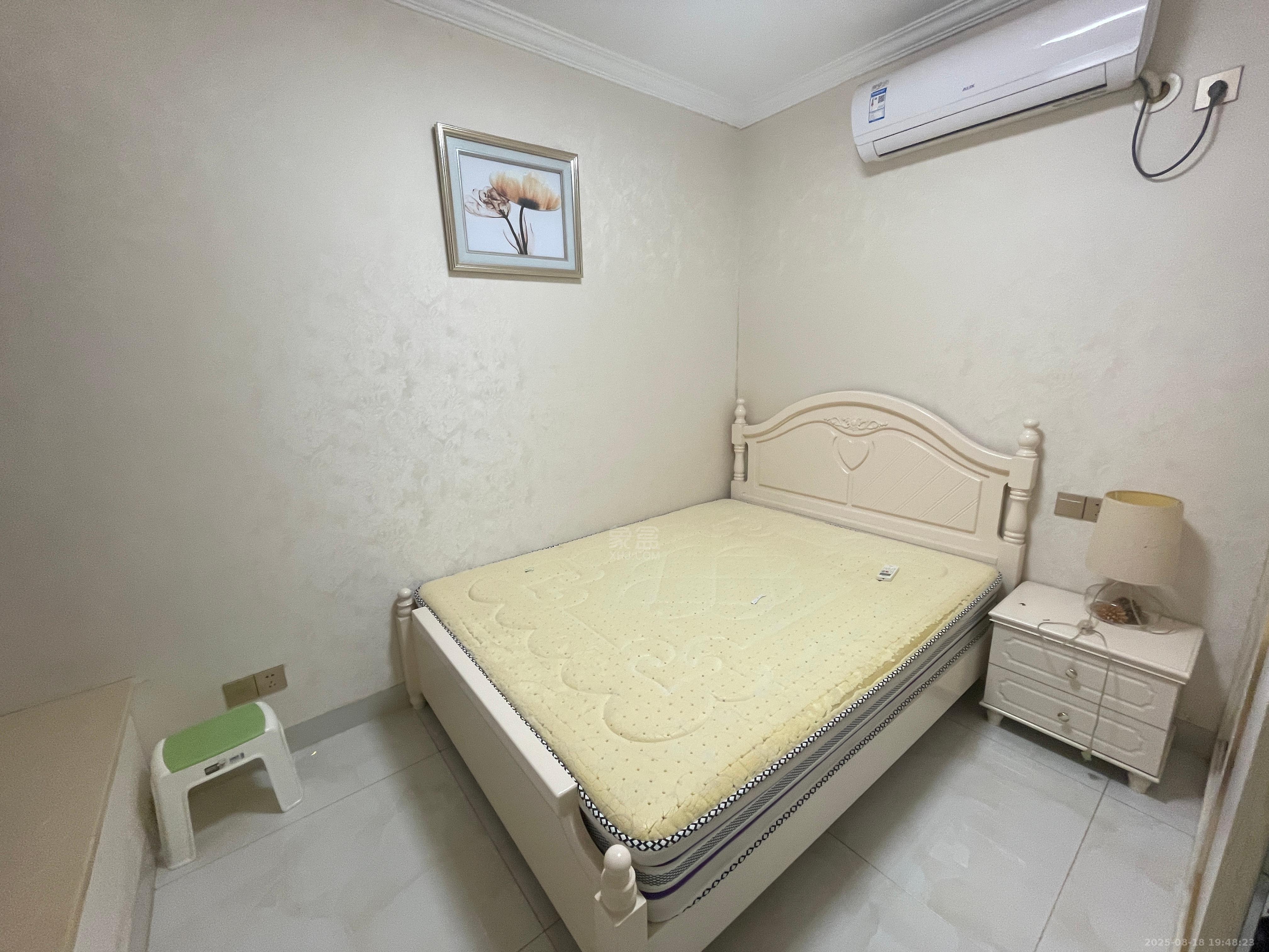 蓝溪谷 2室2厅1卫 2000.0元/月 蓝溪谷 2室2厅1卫 2000.0元/月室内图