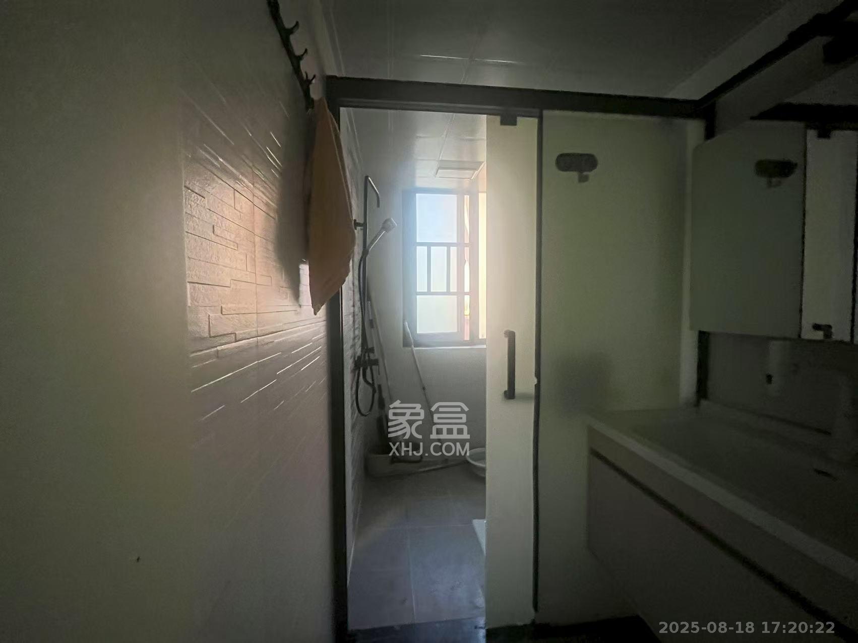 怡海星城  1室0厅0卫    2000.0元/月室内图