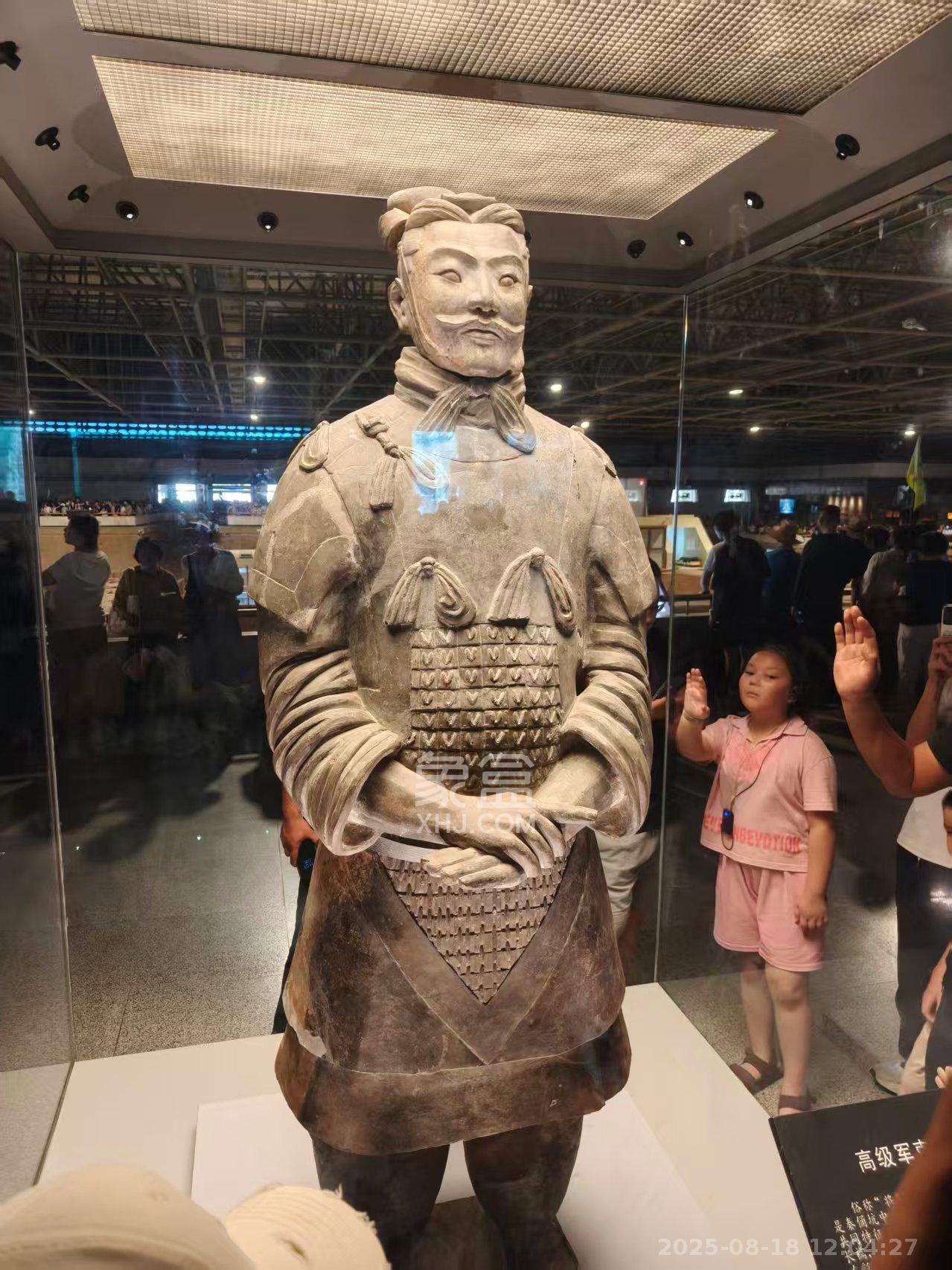 君临国际  3室2厅1卫    5300.0元/月室内图