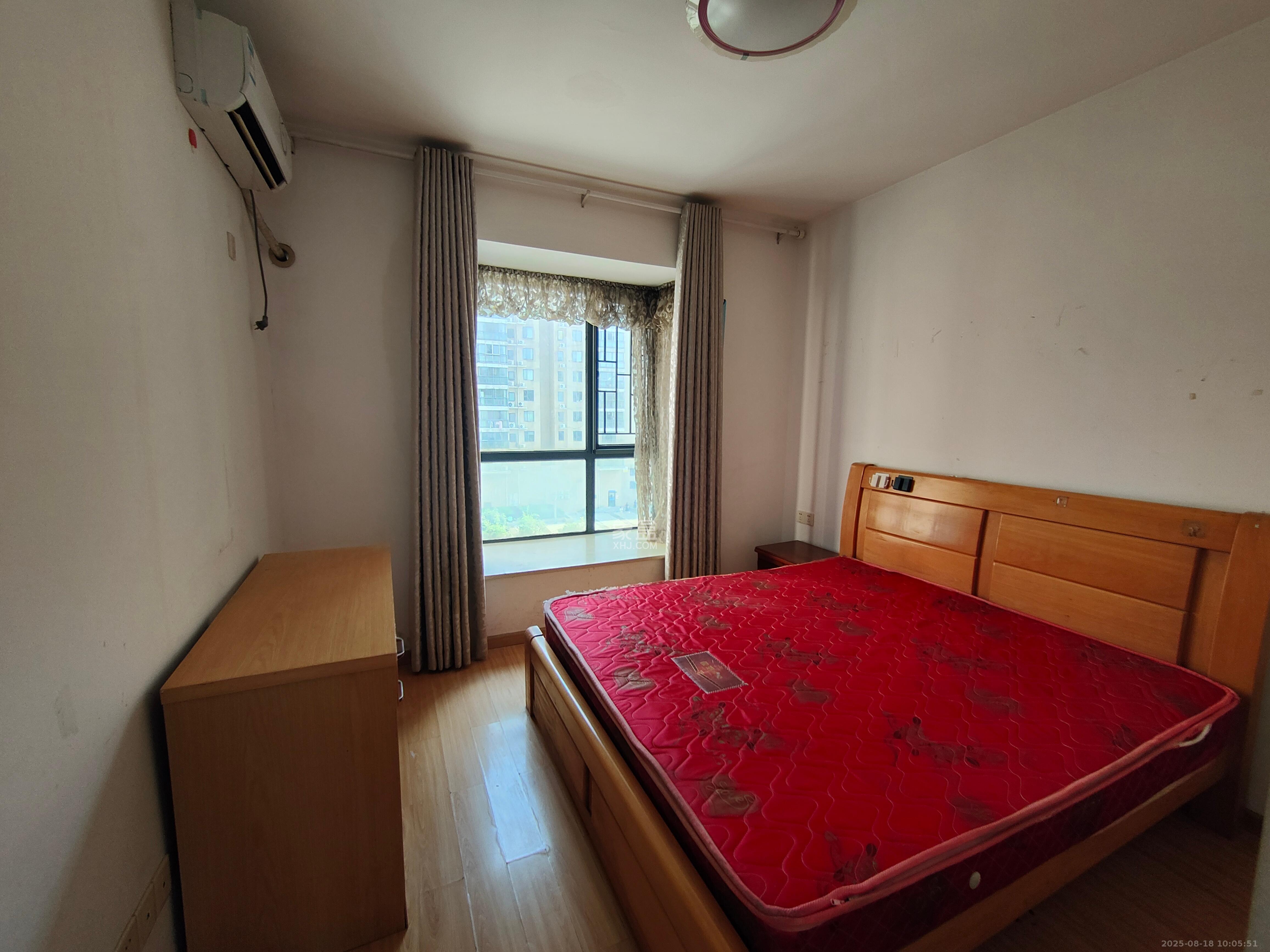 万芙锦城 3室2厅1卫 2300.0元/月 万芙锦城 3室2厅1卫 2300.0元/月室内图