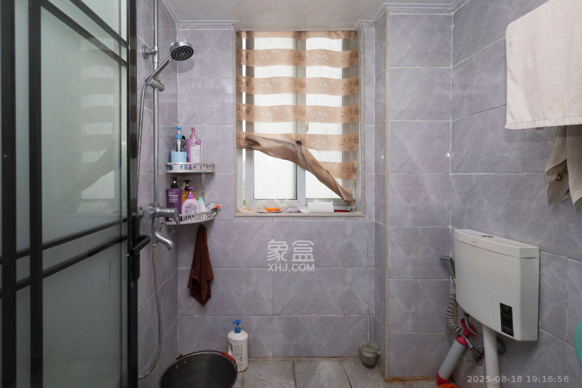 谷山庭院二期 2室2厅1卫 2300.0元/月 谷山庭院二期 2室2厅1卫 2300.0元/月室内图