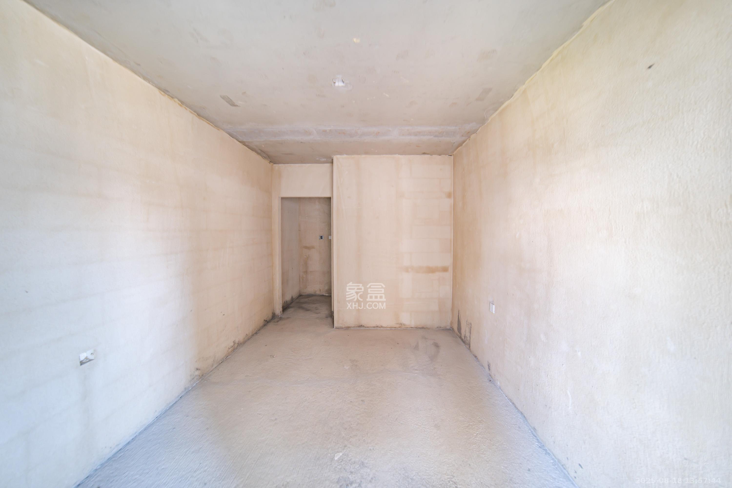 城发恒伟洋湖映2009 4室2厅2卫 176.0万 城发恒伟洋湖映2009 4室2厅2卫 176.0万卧室