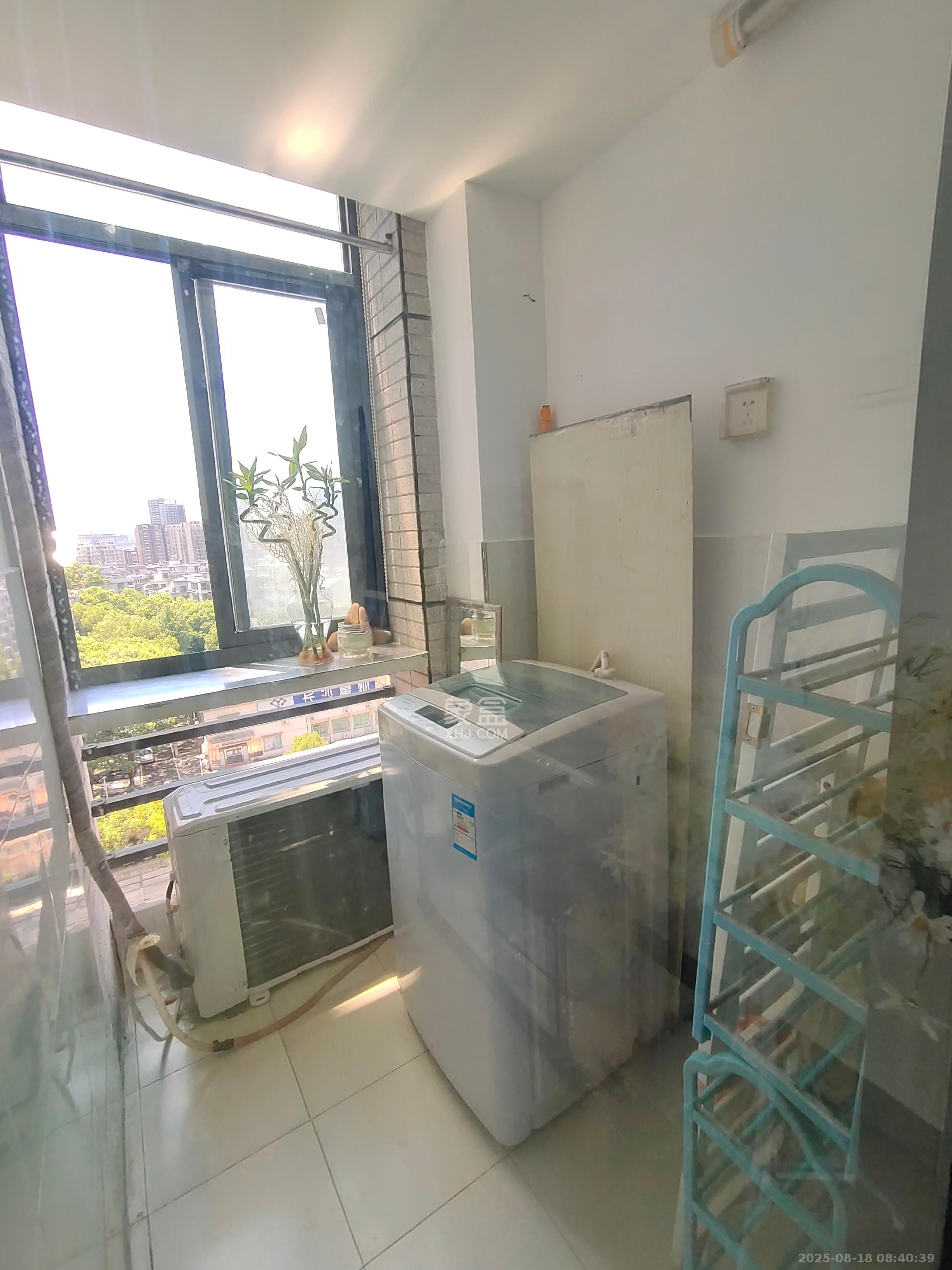 长房时代城  1室1厅1卫   1550.00元/月室内图