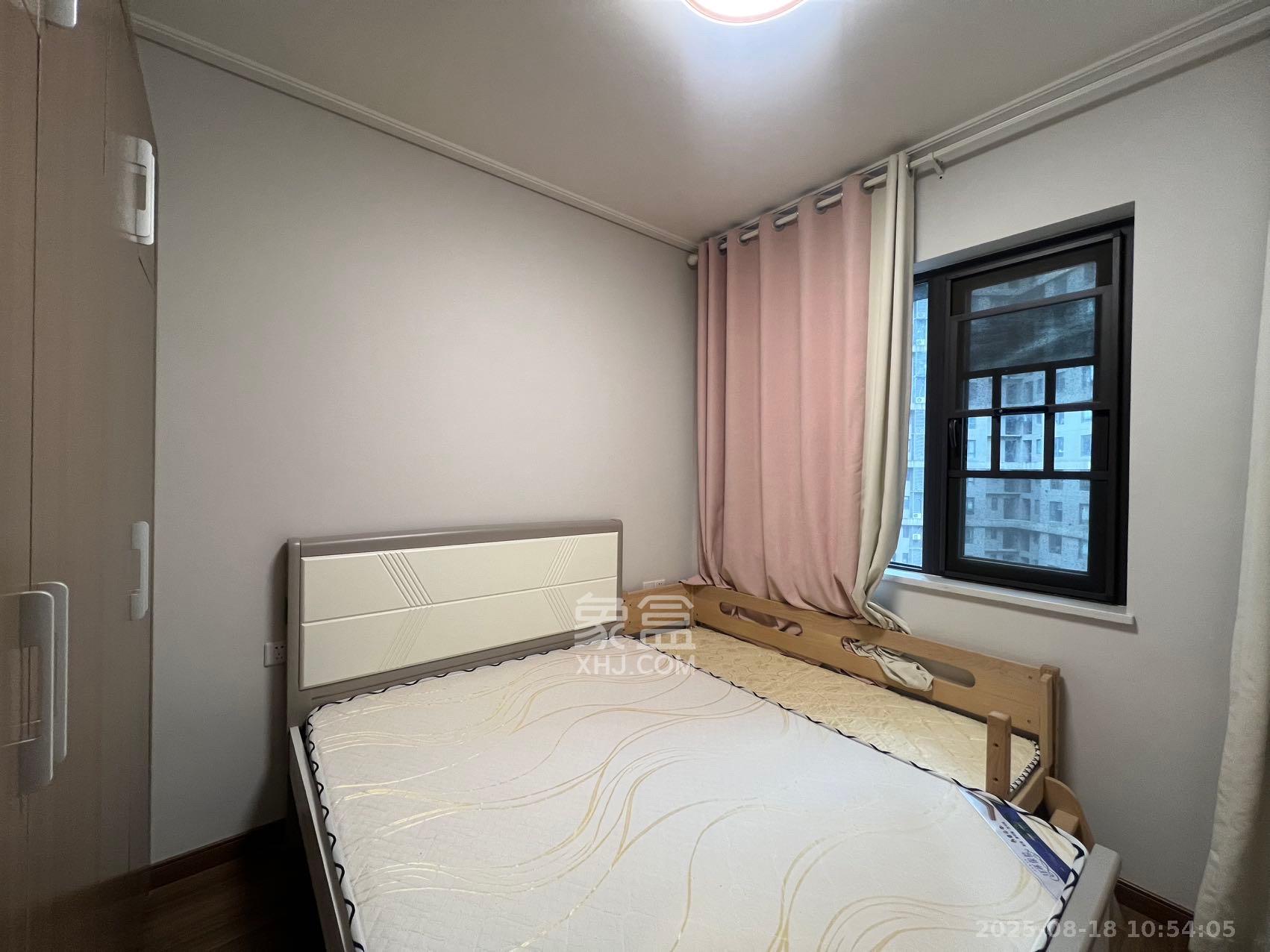 保利茉莉公馆  4室2厅2卫   3800.00元/月室内图