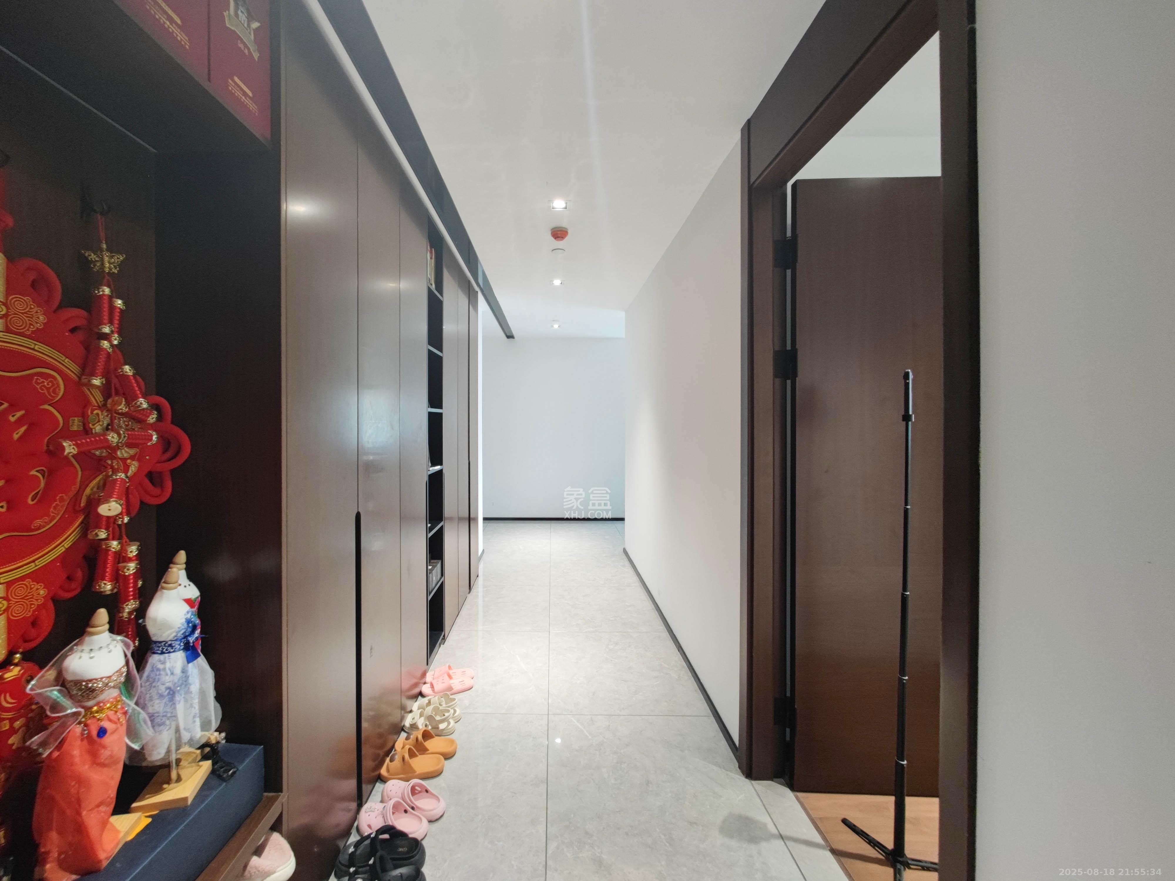 万科魅力之城 4室2厅3卫 270.0万 万科魅力之城 4室2厅3卫 270.0万其他