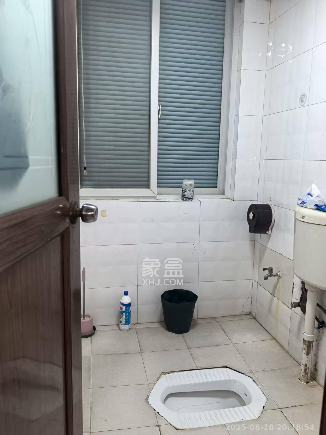 开源鑫苑  2室1厅1卫   1500.00元/月室内图