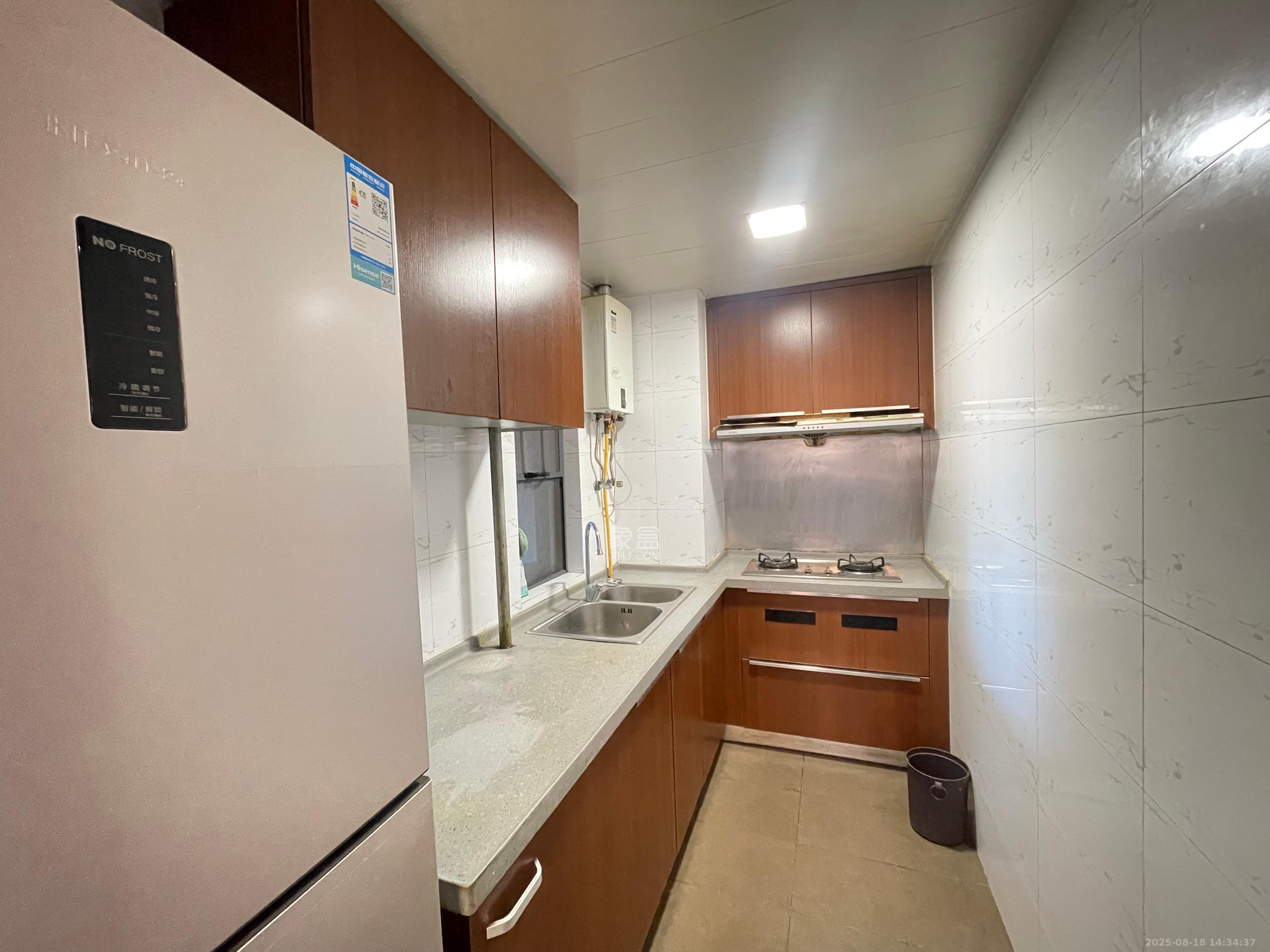 万科金域华府二期  2室1厅1卫    2300.0元/月 万科金域华府二期  2室1厅1卫    2300.0元/月