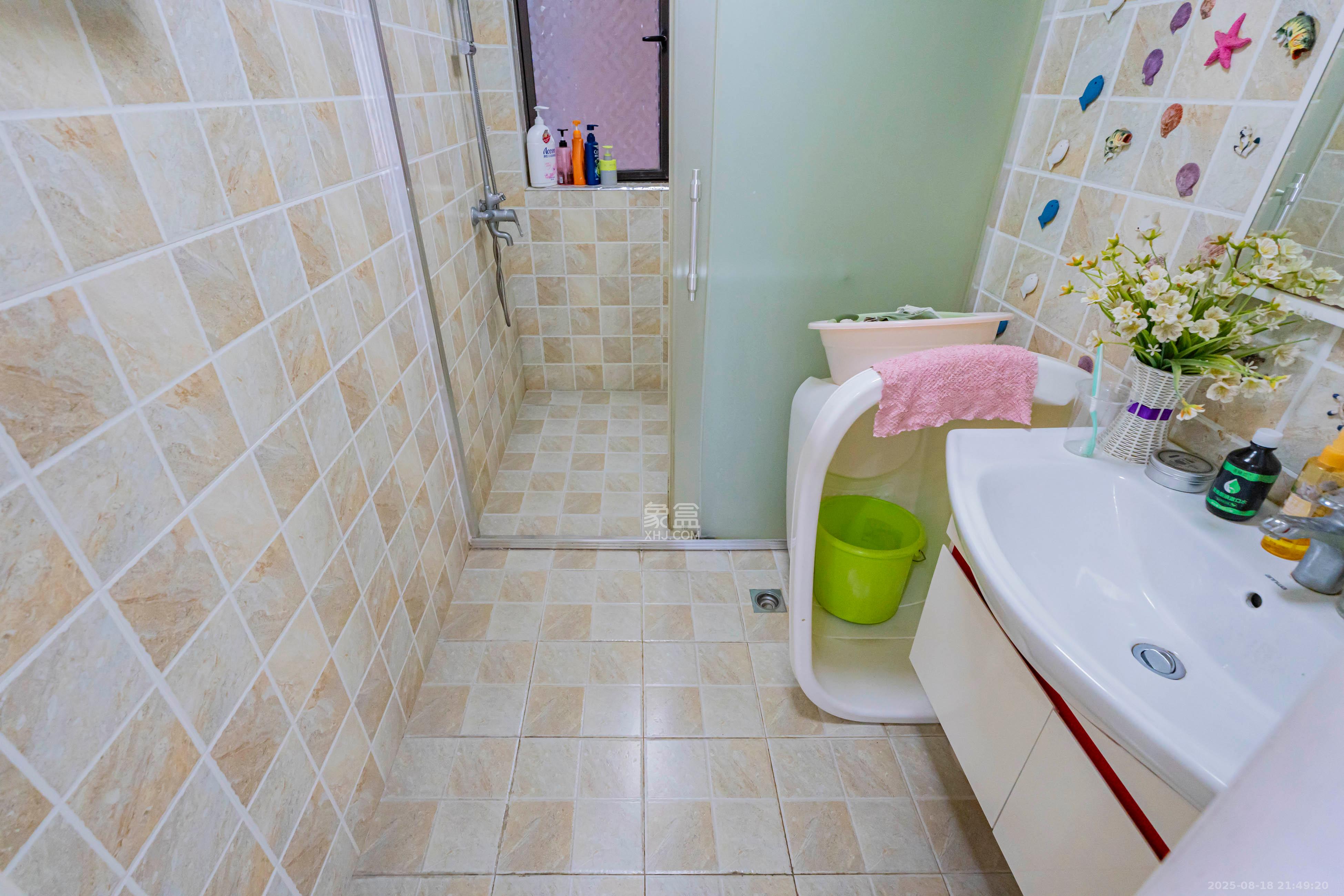 海洋半岛(月珑湾)  3室2厅1卫    89.0万 海洋半岛(月珑湾)  3室2厅1卫    89.0万卫生间