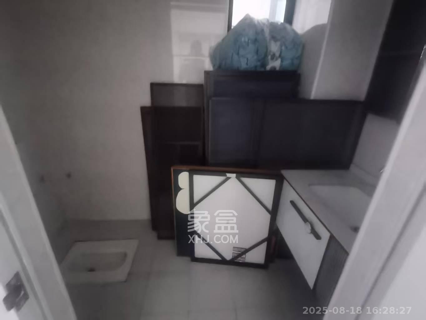 中国铁建梅溪青秀二期 4室2厅2卫 2800.0元/月 中国铁建梅溪青秀二期 4室2厅2卫 2800.0元/月室内图