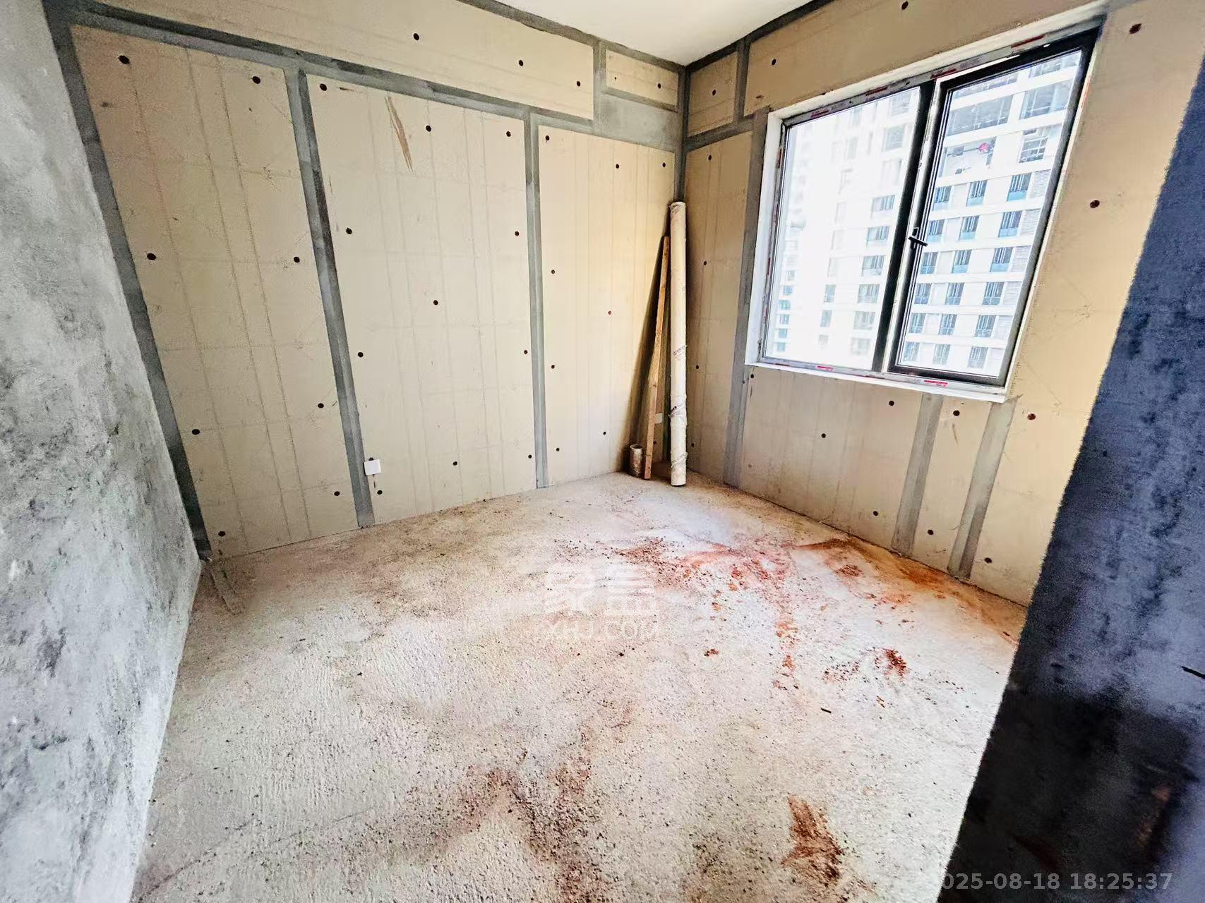 湖湘时代名邸公园壹号  3室2厅2卫    2000.0元/月 湖湘时代名邸公园壹号  3室2厅2卫    2000.0元/月