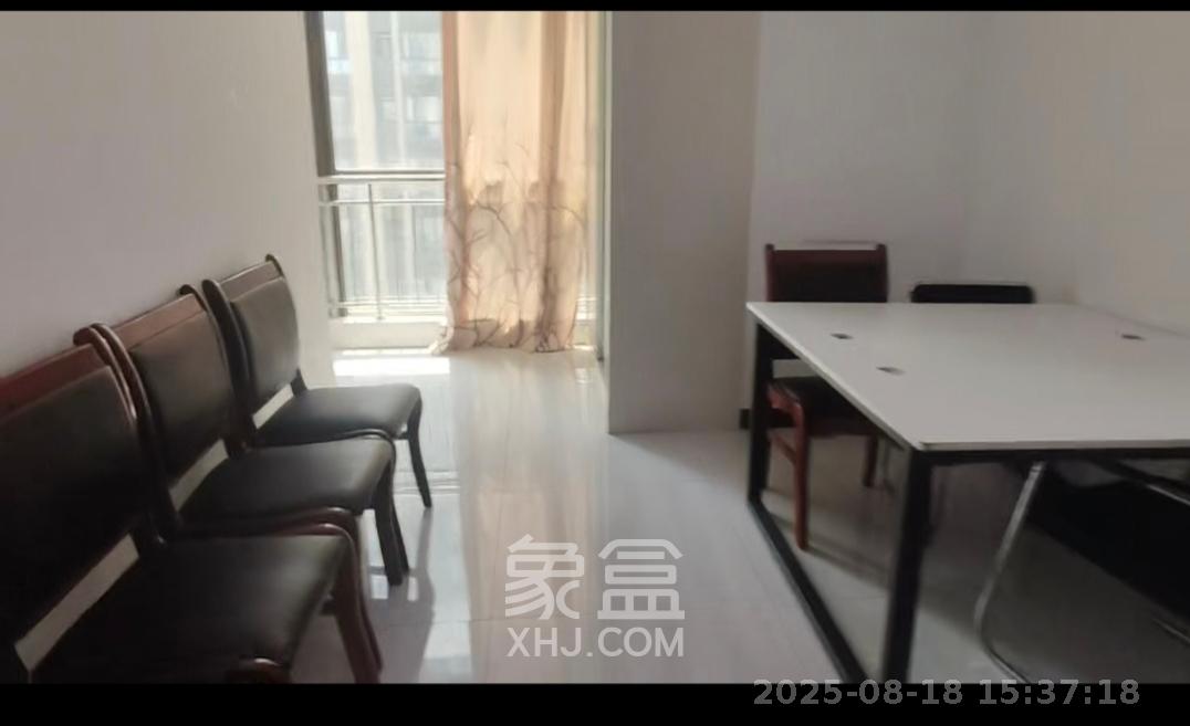 乐尚城 1室1厅1卫 1200.0元/月 乐尚城 1室1厅1卫 1200.0元/月室内图