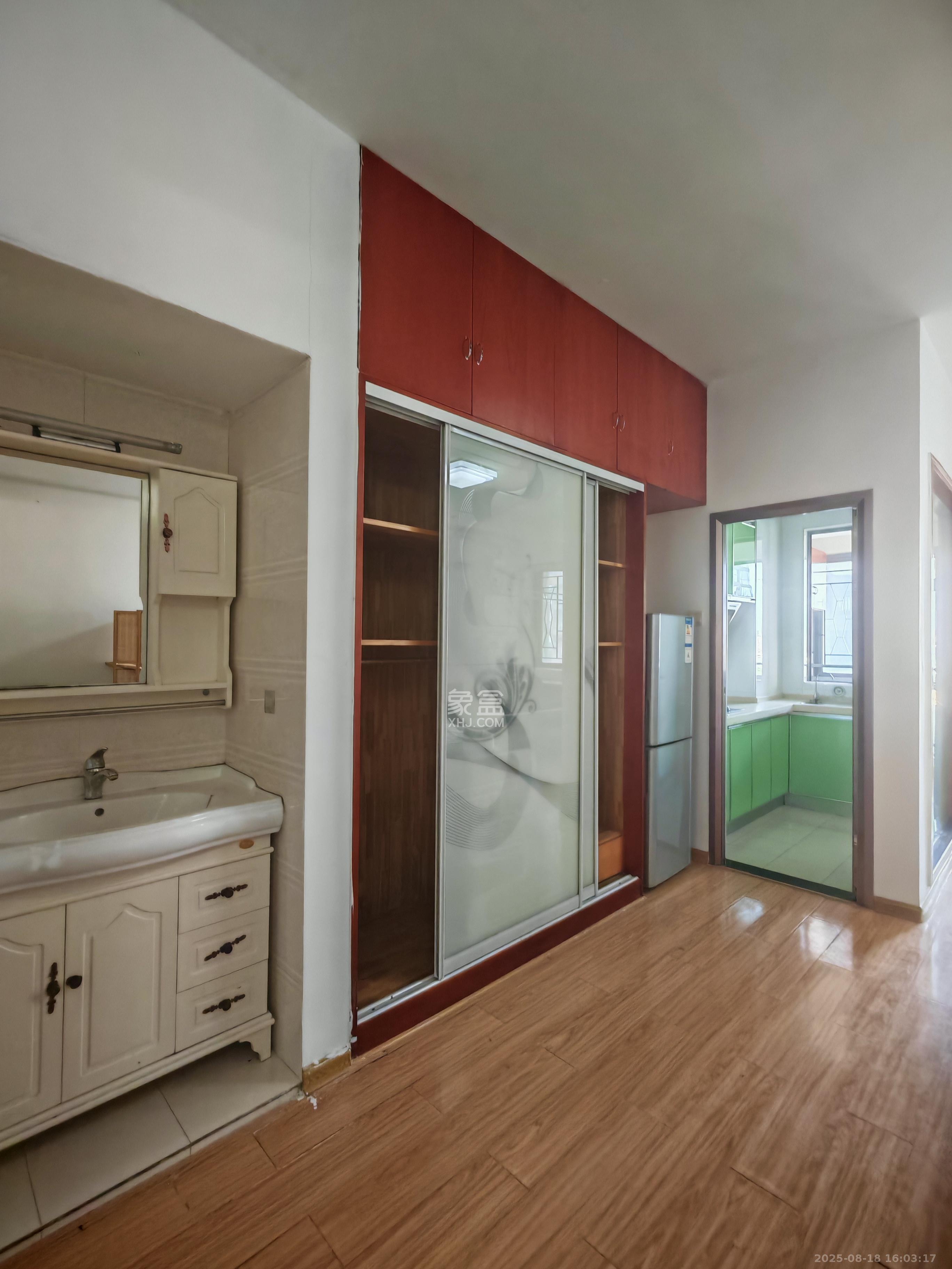 万博汇 1室1厅1卫 1600.0元/月 万博汇 1室1厅1卫 1600.0元/月室内图