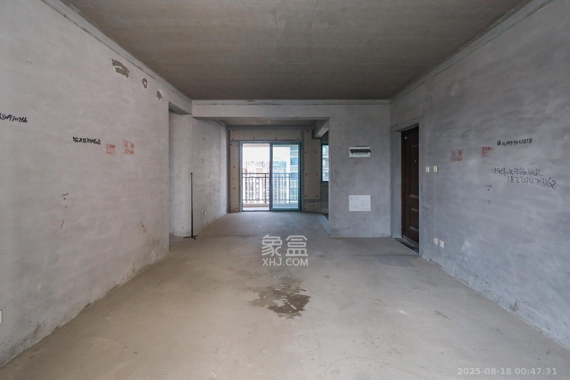 华杰天骄（滨江福源里）  4室2厅2卫    167.8万其他