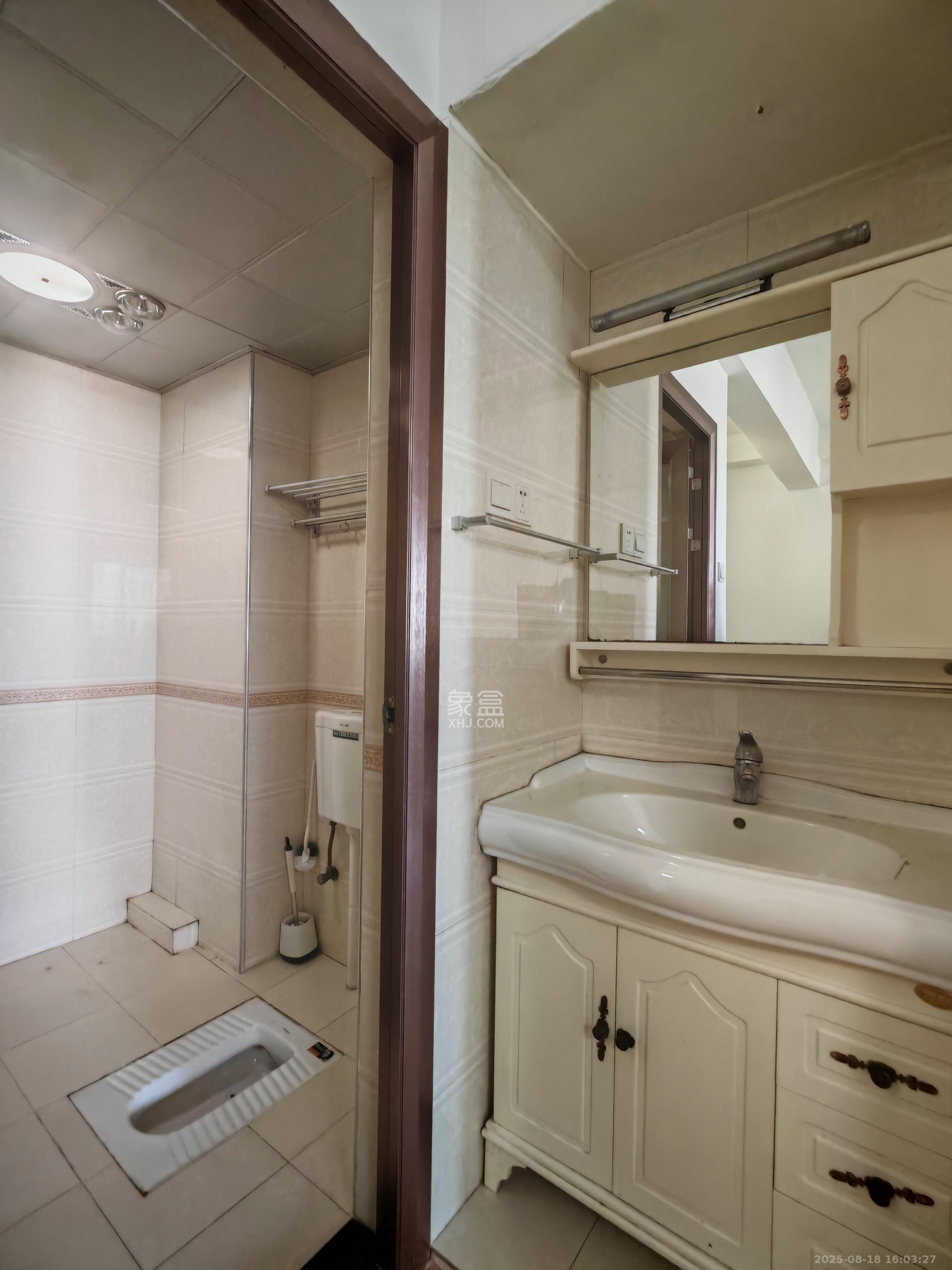 万博汇 1室1厅1卫 1600.0元/月 万博汇 1室1厅1卫 1600.0元/月室内图