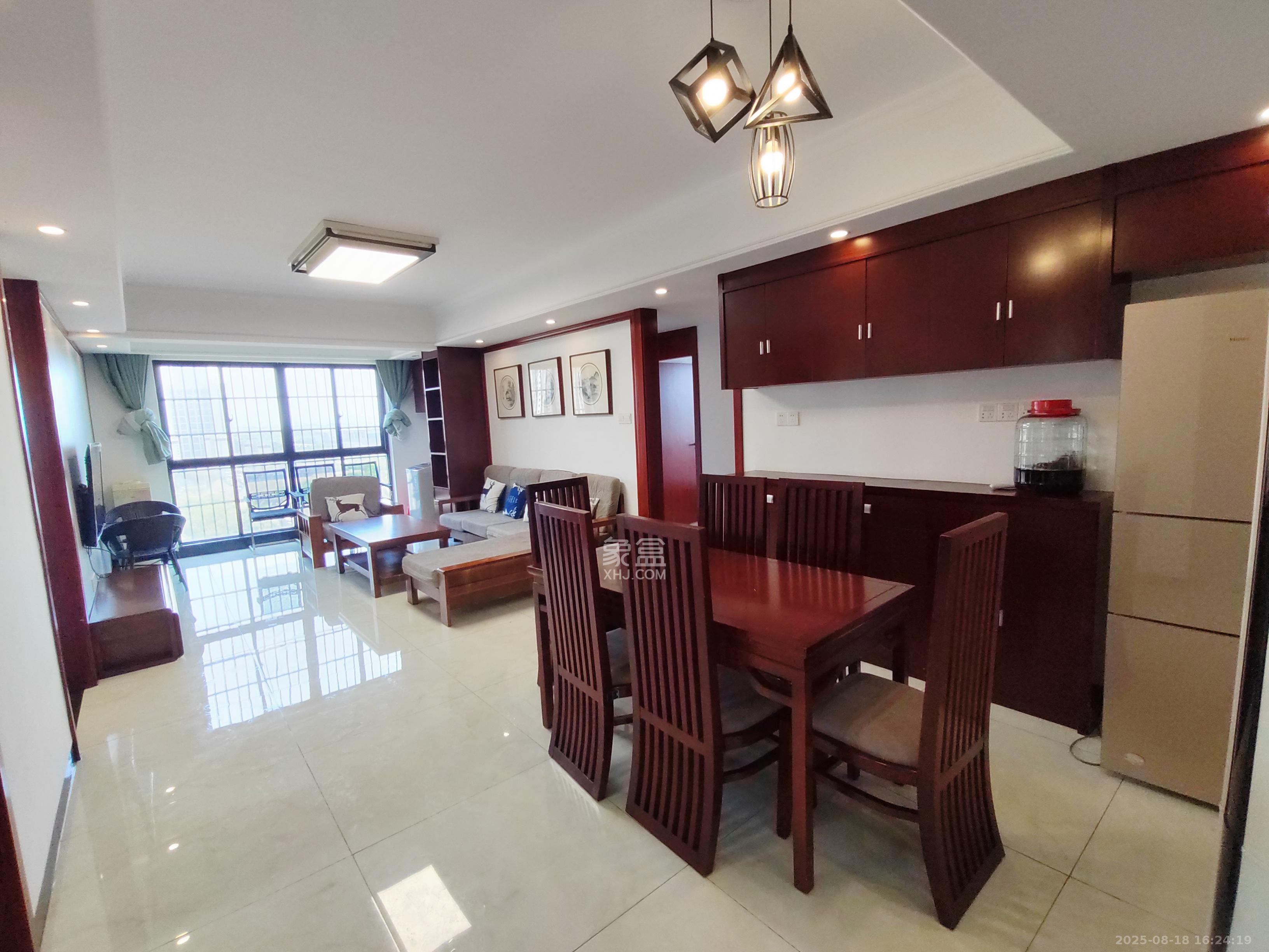 星湖湾一期高层  5室2厅2卫    2800.0元/月 星湖湾一期高层  5室2厅2卫    2800.0元/月