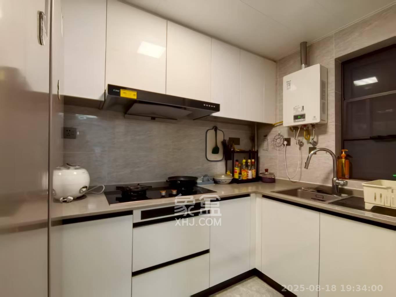 万科金色梦想B区  4室2厅2卫    3600.0元/月 万科金色梦想B区  4室2厅2卫    3600.0元/月室内图