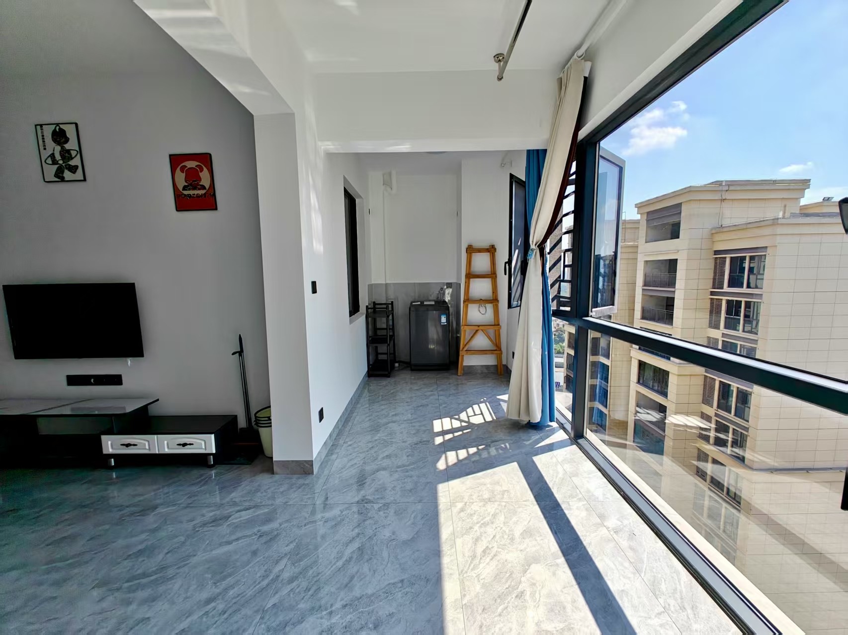 金钟大悦城 3室2厅2卫 2100.0元/月 金钟大悦城 3室2厅2卫 2100.0元/月户型图