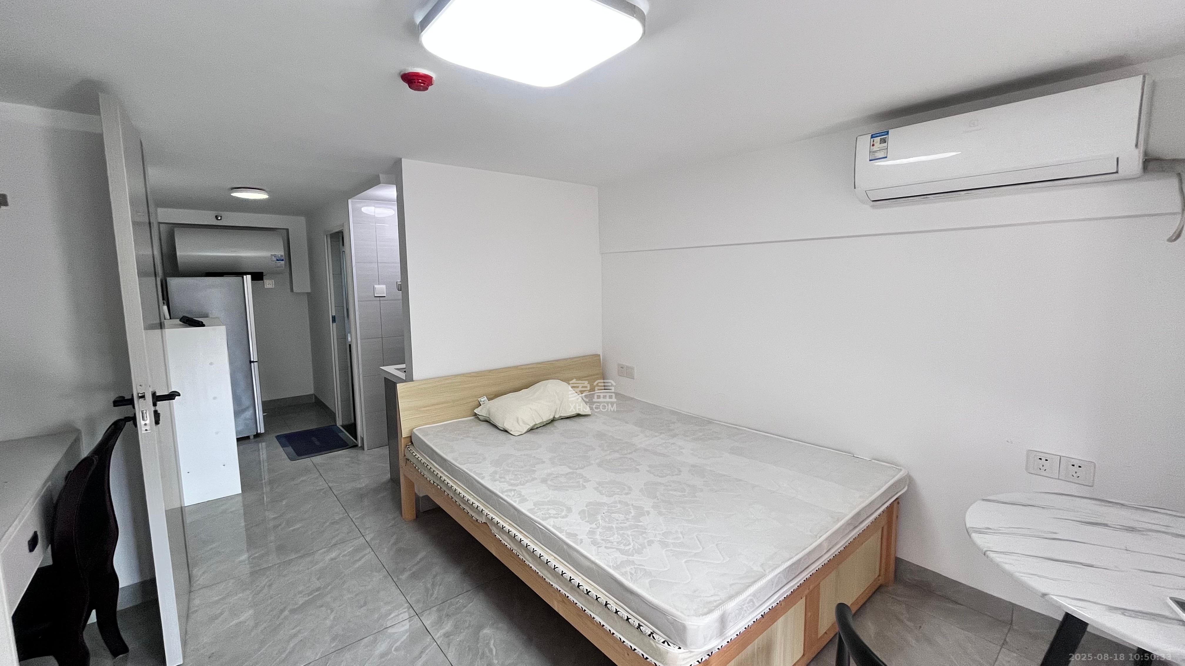 金地中交麓谷香颂(金地中交雅苑)  1室1厅1卫    1250.0元/月