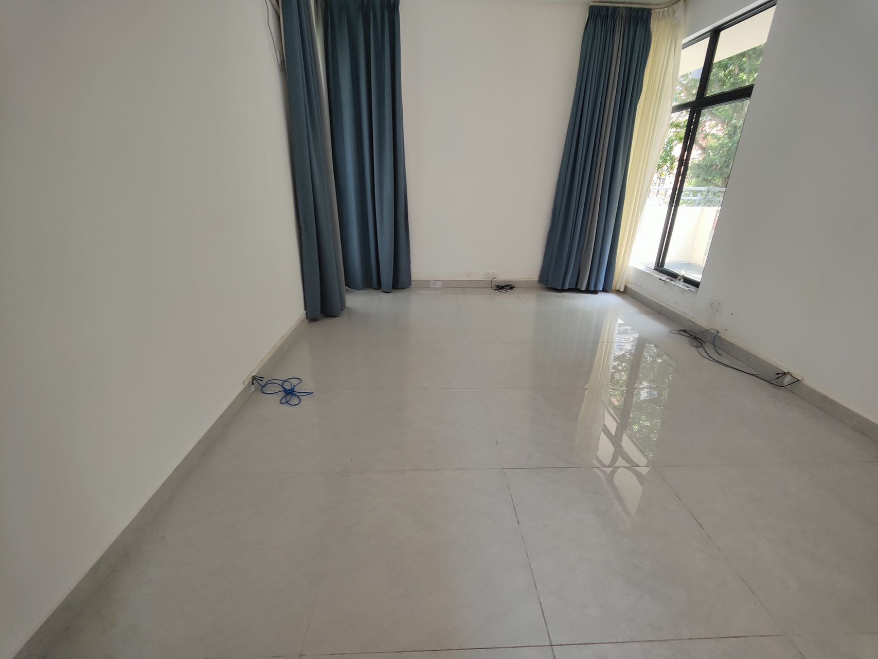 万花坊铂金公馆别墅 5室2厅4卫 16000.0元/月 万花坊铂金公馆别墅 5室2厅4卫 16000.0元/月室内图