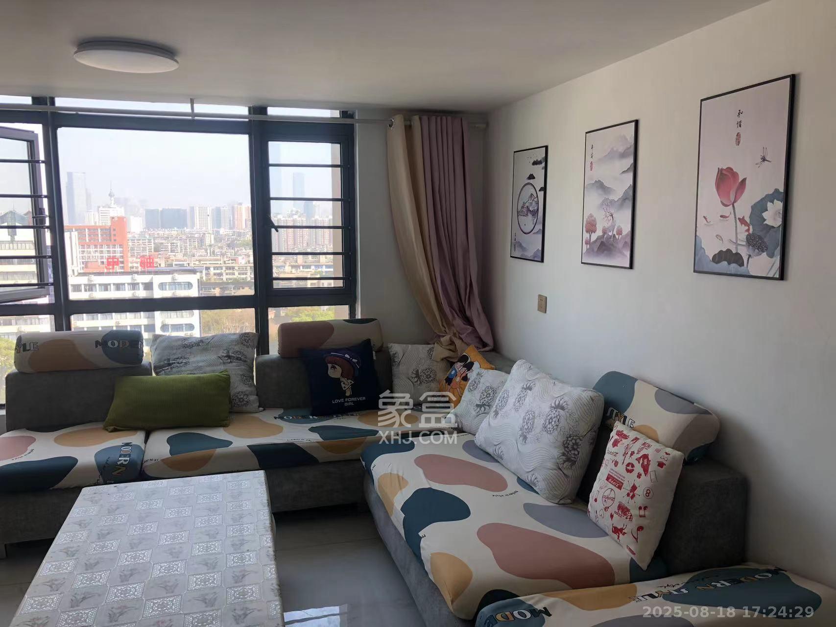 荣盛花语书苑 2室1厅1卫 2400.0元/月 荣盛花语书苑 2室1厅1卫 2400.0元/月室内图