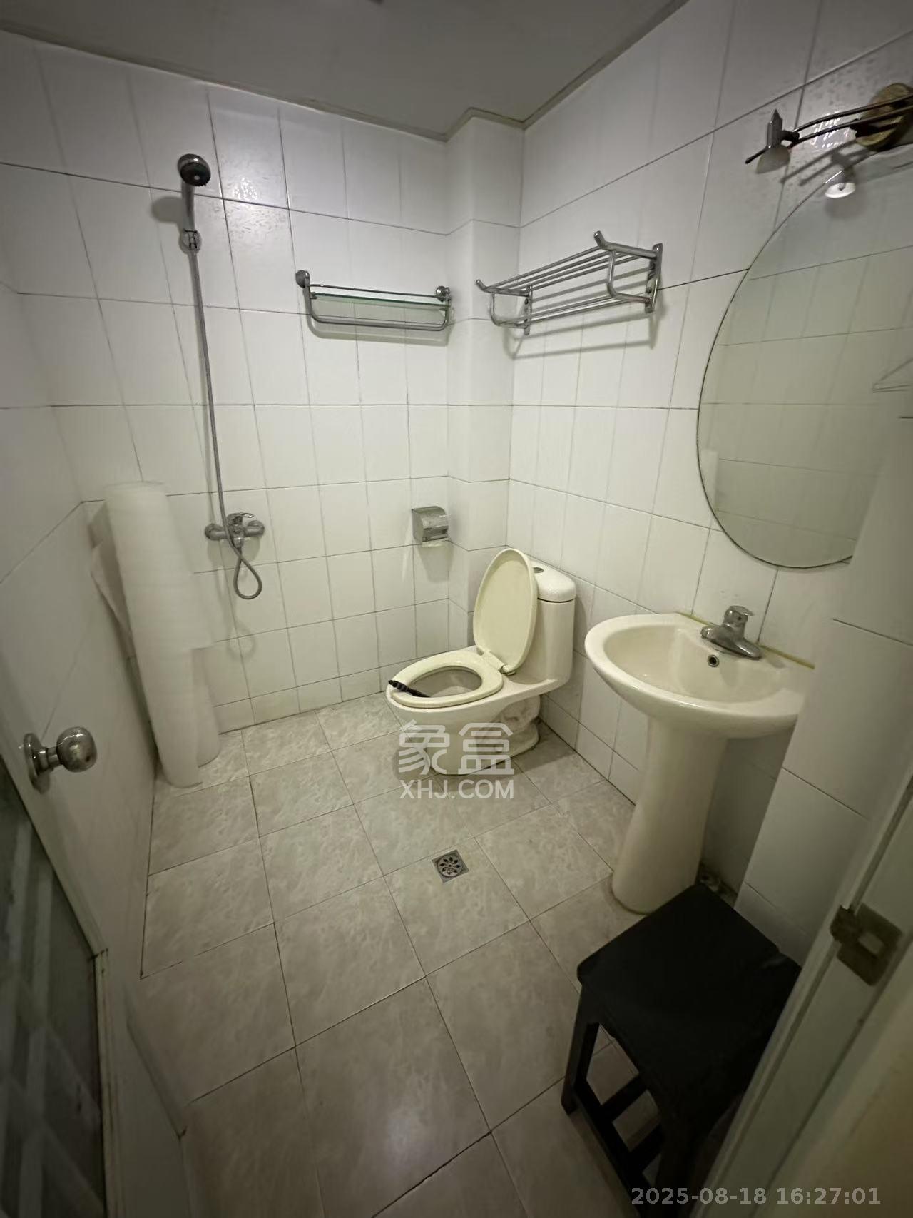 都市星光 2室2厅1卫 3000.0元/月 都市星光 2室2厅1卫 3000.0元/月室内图