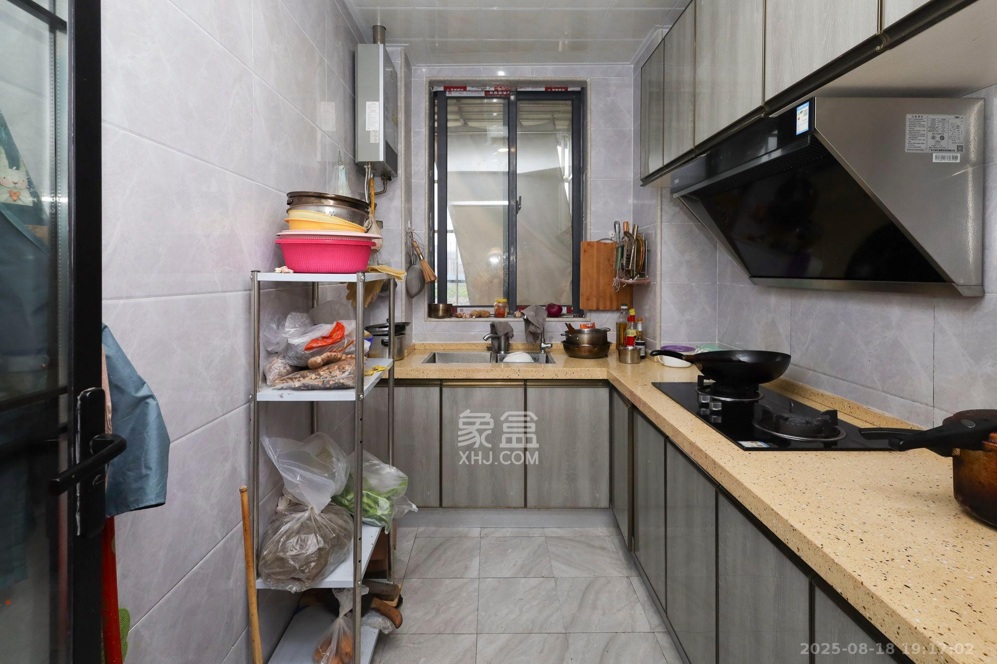 谷山庭院二期 2室2厅1卫 2300.0元/月 谷山庭院二期 2室2厅1卫 2300.0元/月室内图