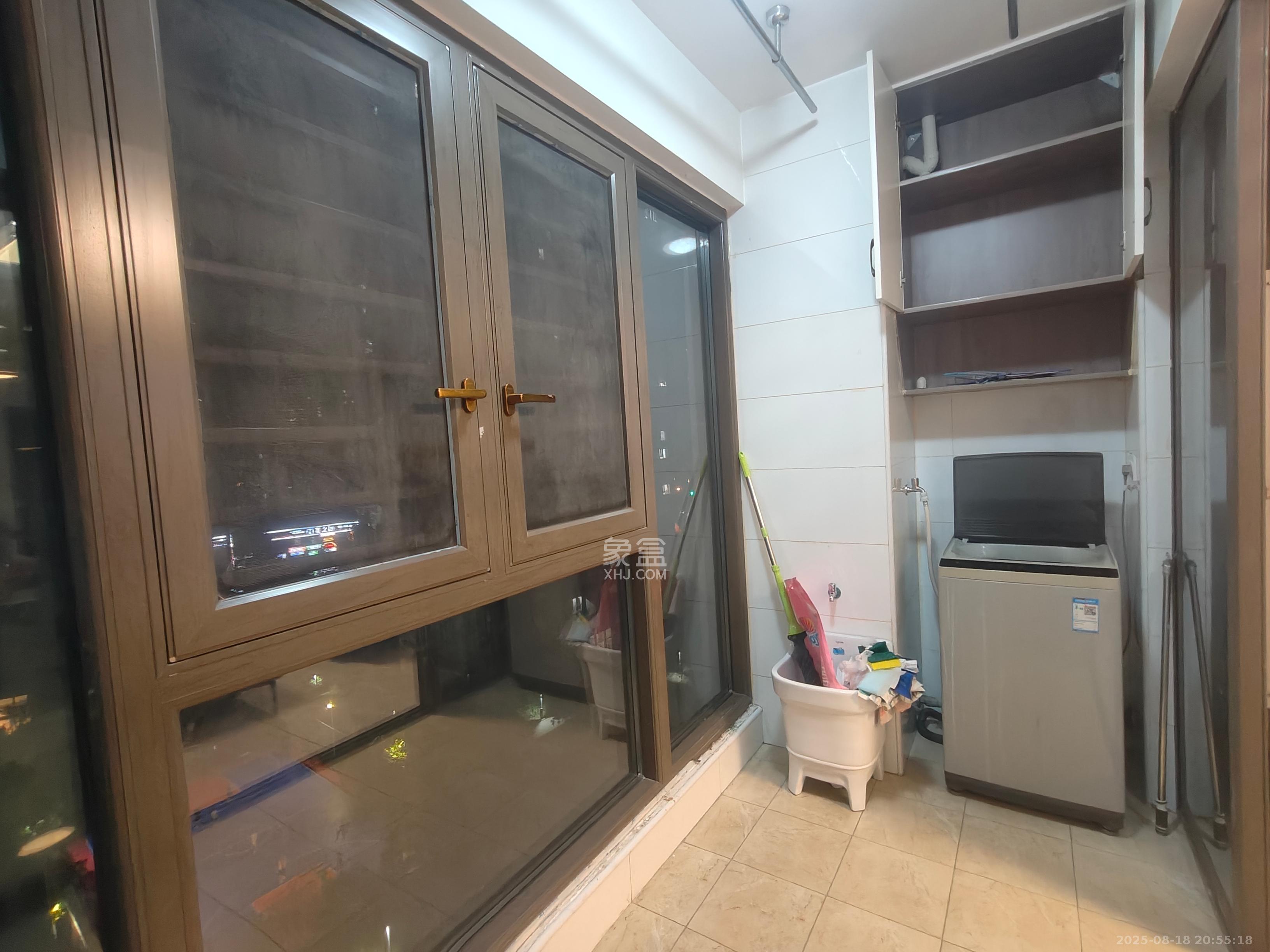 佳兆业云顶梅溪湖（佳兆业梅溪荟）  3室2厅1卫   2600.00元/月室内图